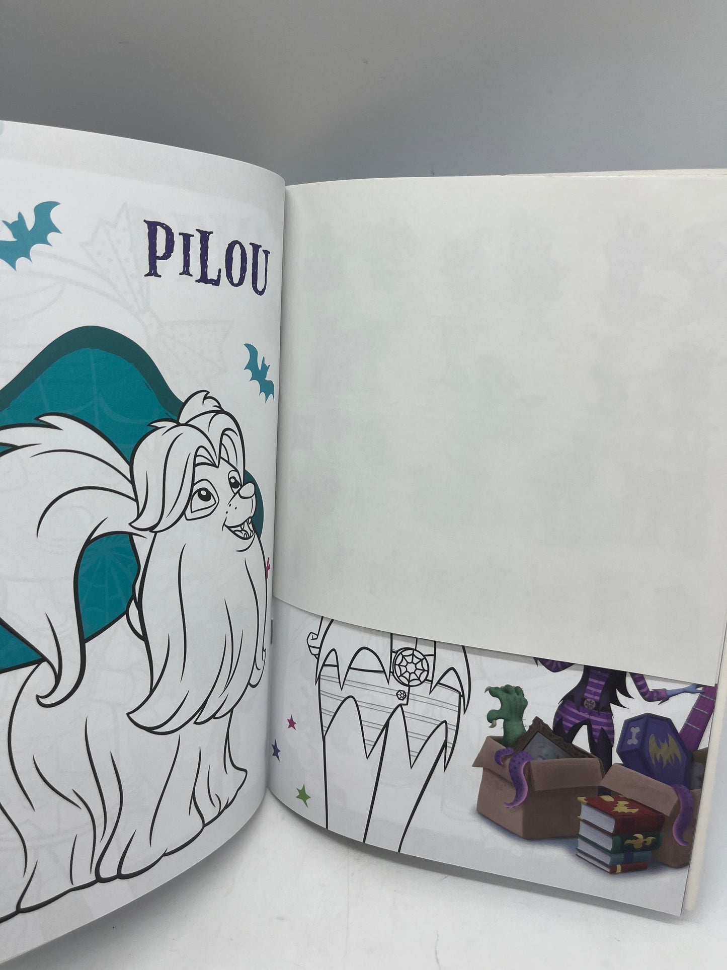 Livre d’activité magazine Vampirina Coloriage avec stickers special Halloween 🎃 Neuf !