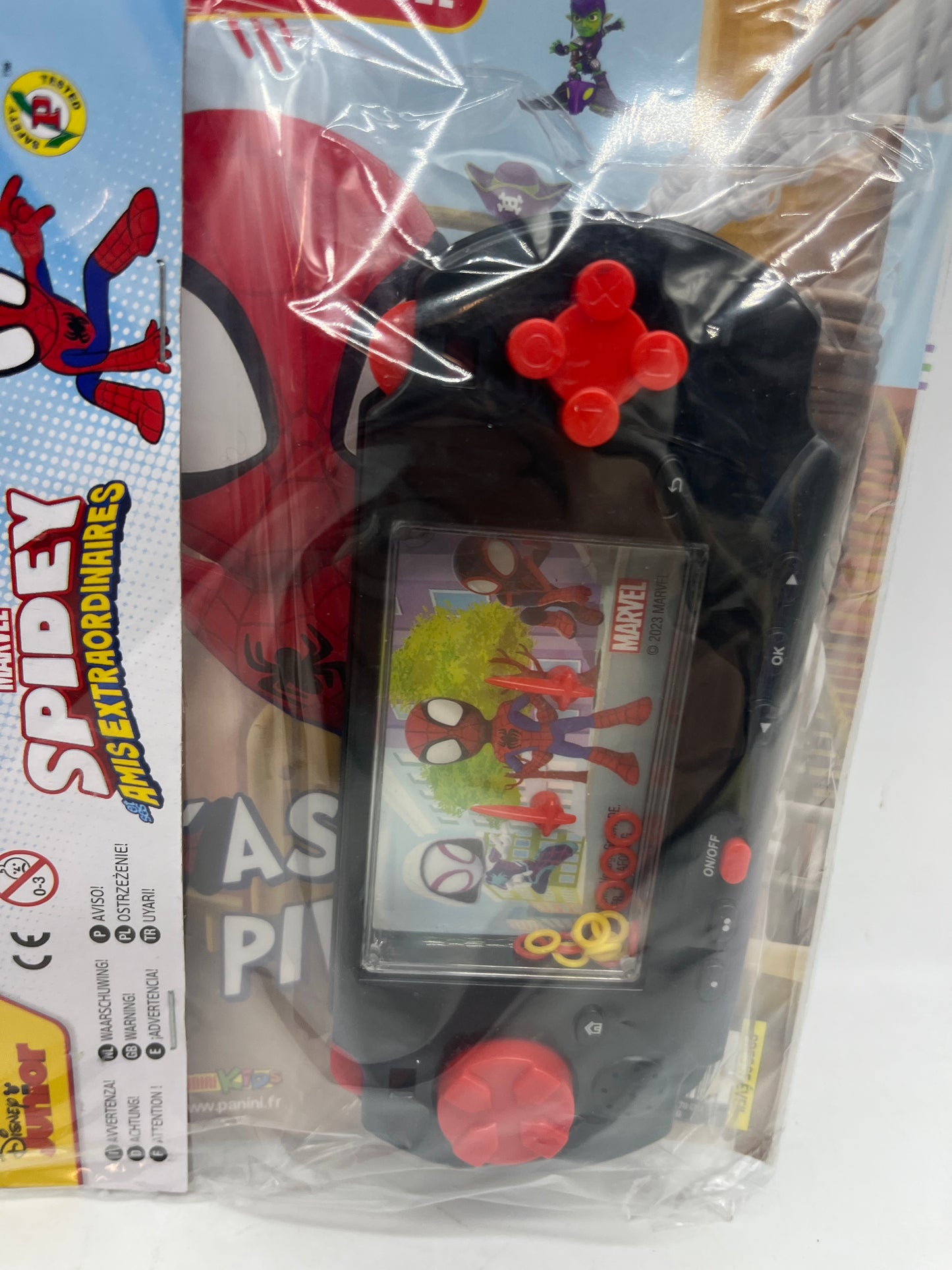 Livre d’activité magazines Disney Spidey avec son game water Spiderman Marvel Neuf