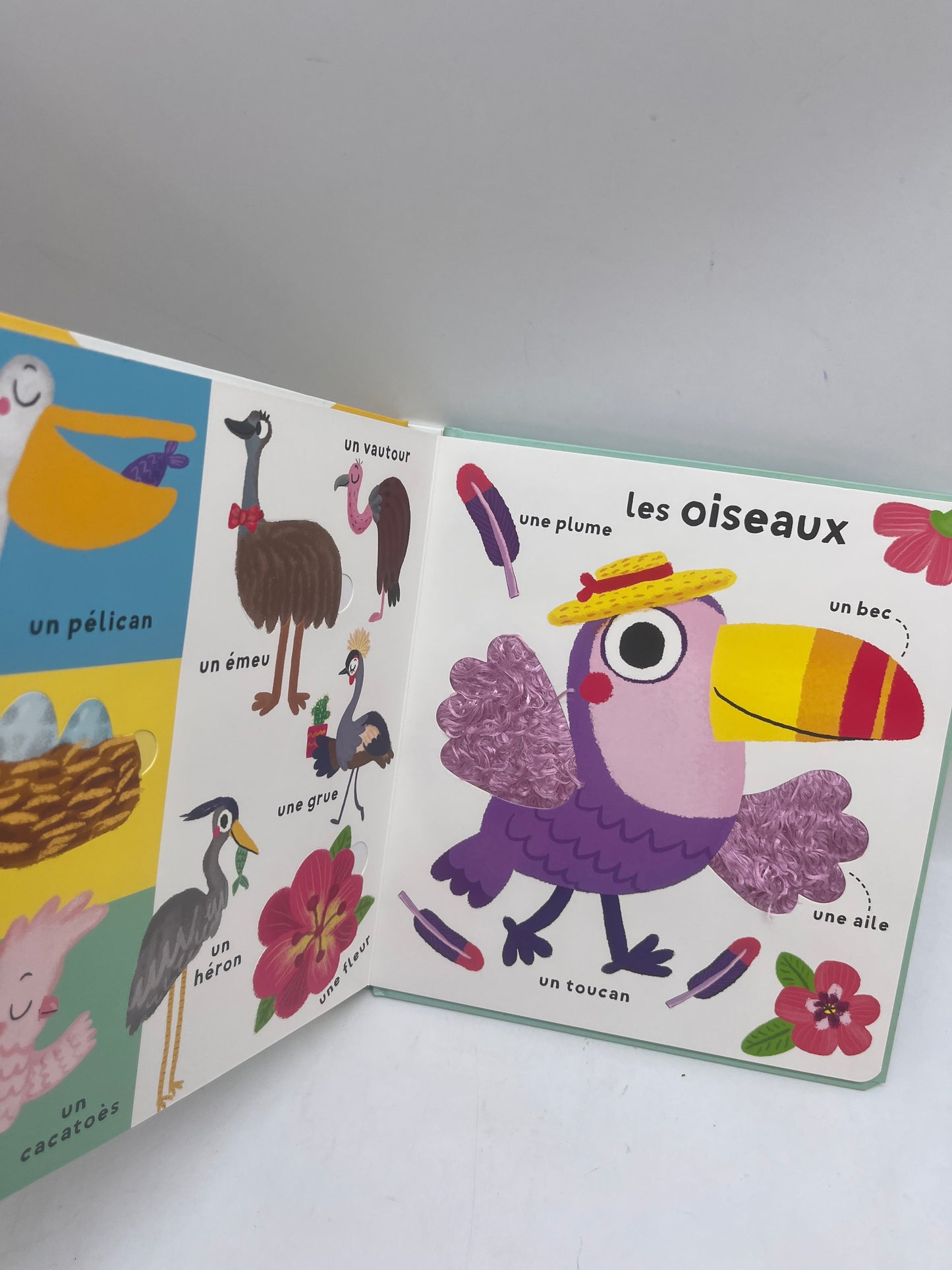 livre Mes 100 premiers mots à Rabats Ludique Mon album avec 100 rabats thème animaux sauvages Neuf