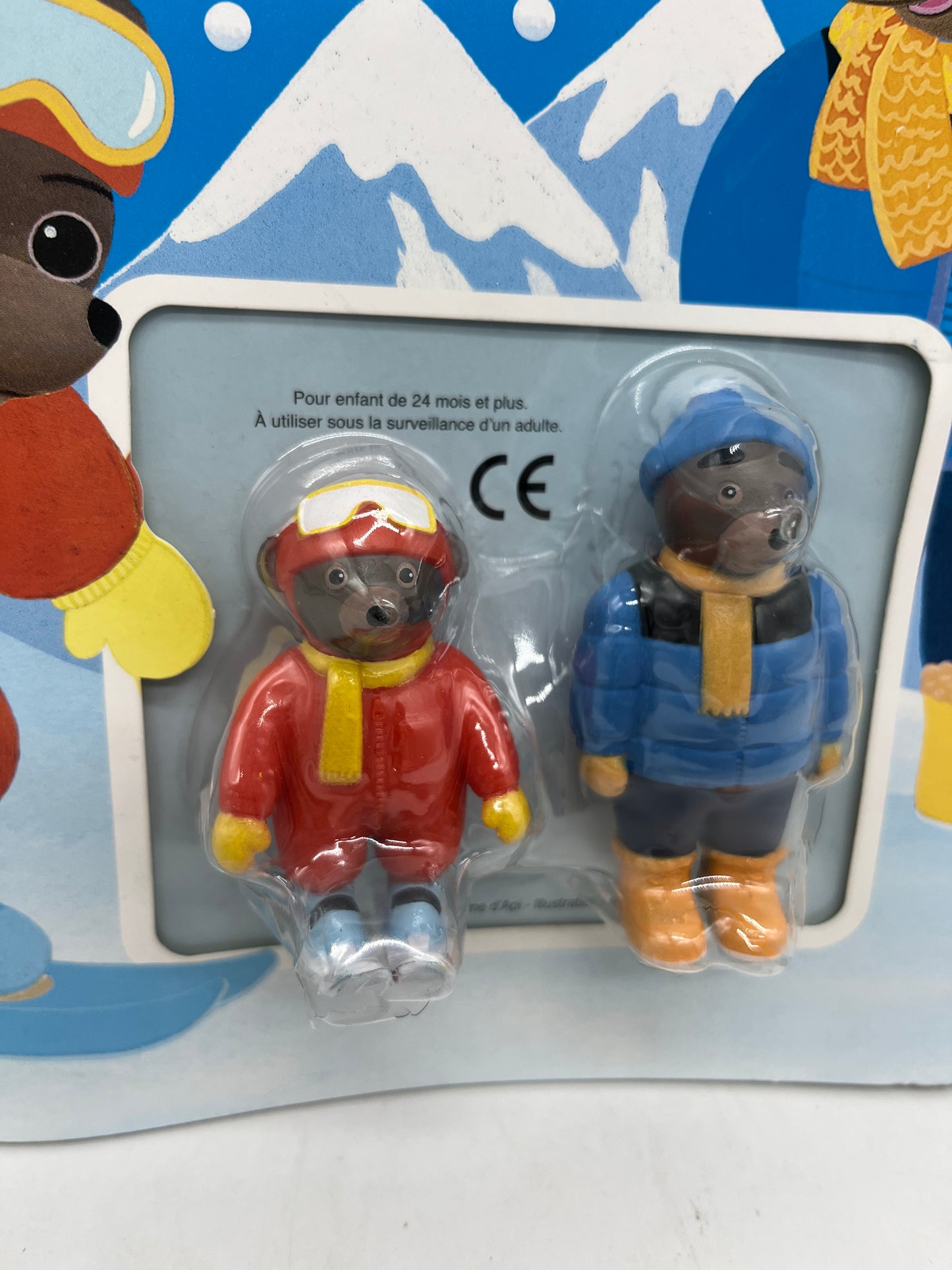 Livre d’activité Magazine Les petits mondes de Petit Ours brun modèle Hiver vice la neige avec ses 2 figurines Neuf