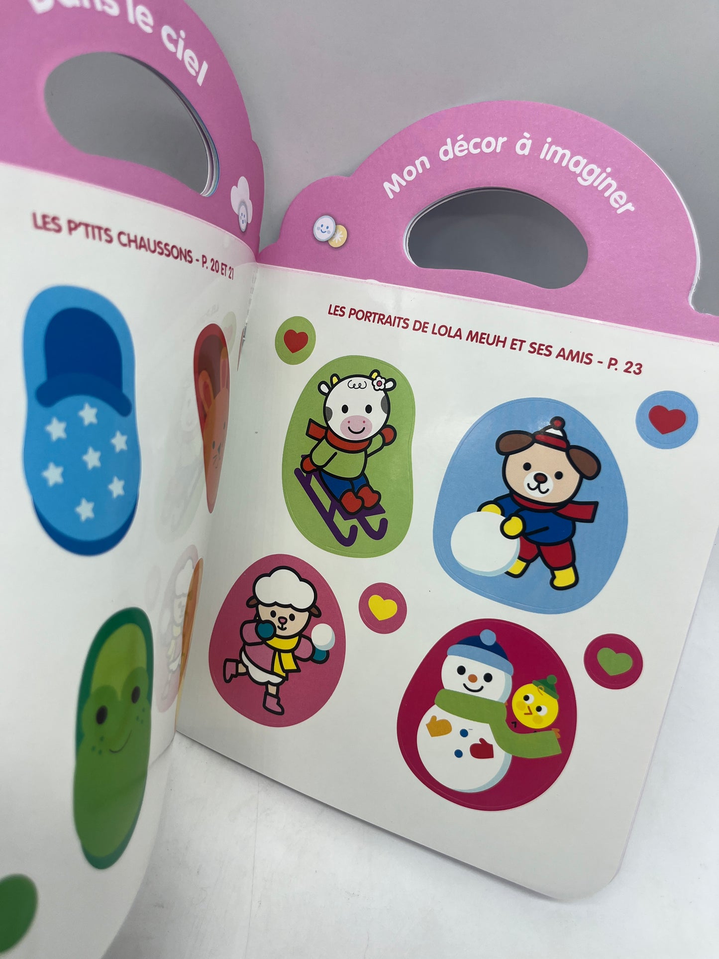 Livre d’activité Magazine Je colle je colorie thème Avec les copains ! Avec imagier Lola Meuh neuf