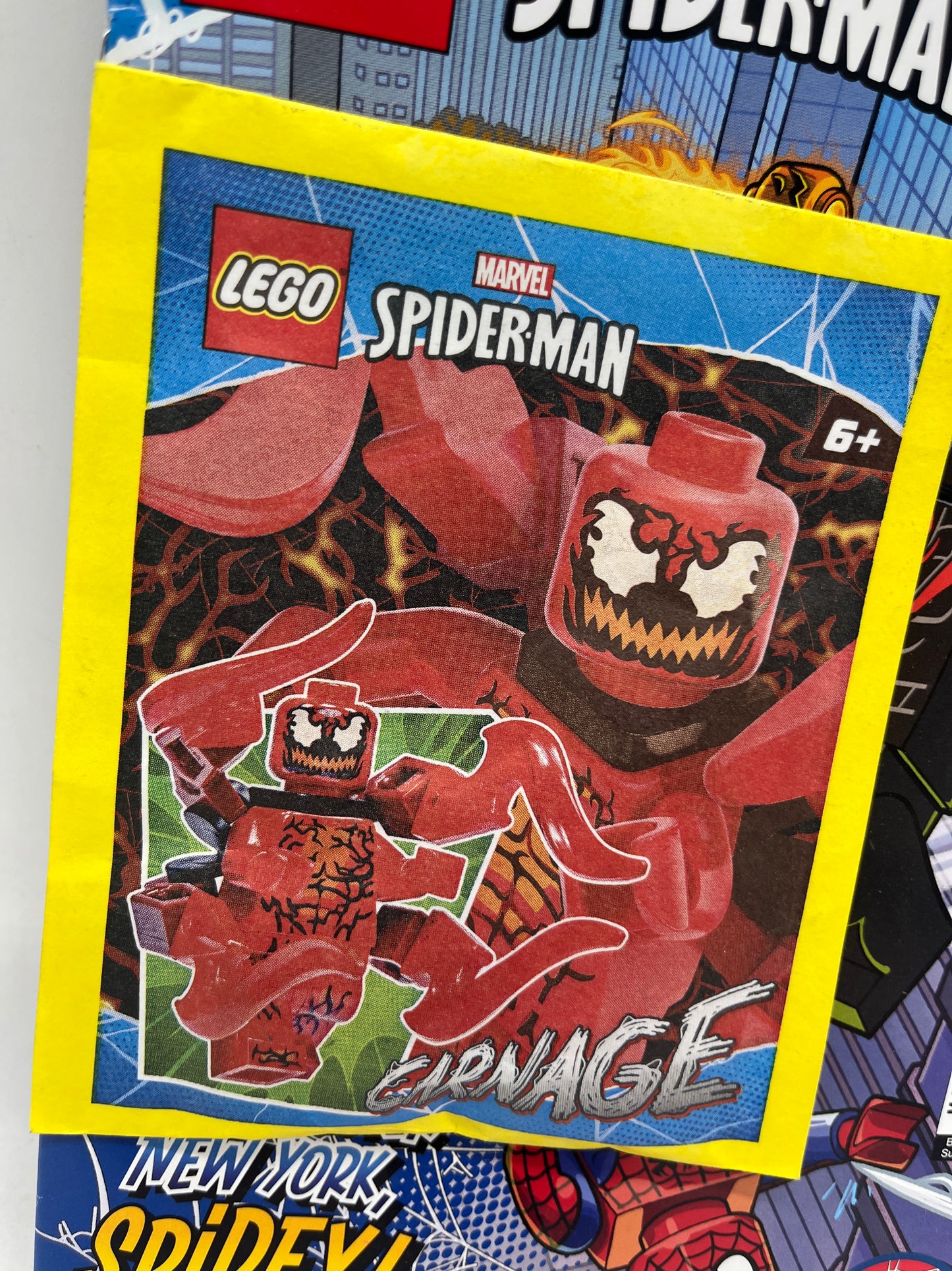 livre d’activité Magazine Lego Marvel comics avec sa mini figurine Garnage Neuf !