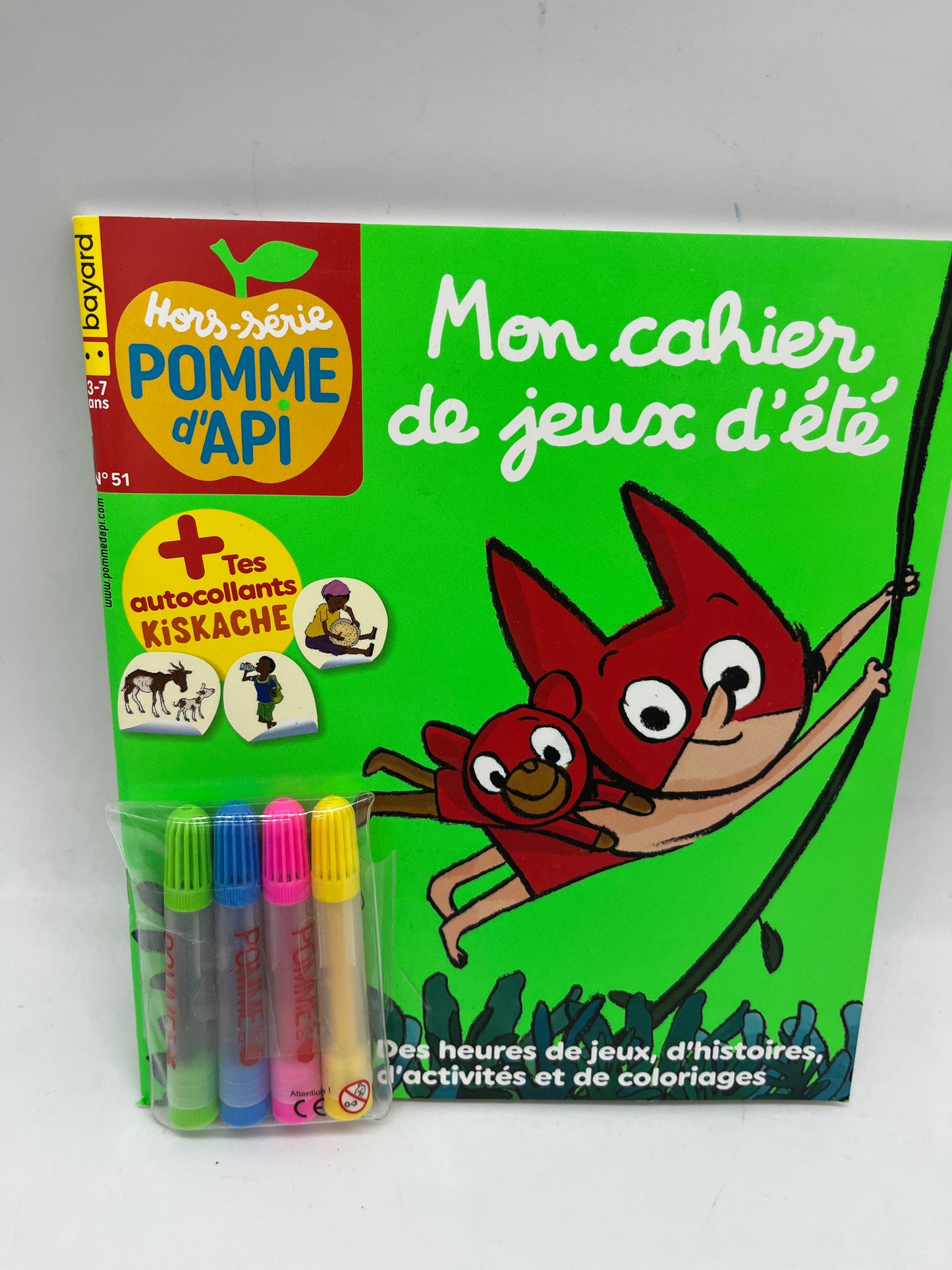 livre d’activite magazine Pomme d’api mon cahier de jeu d’été Neuf avec ses crayons