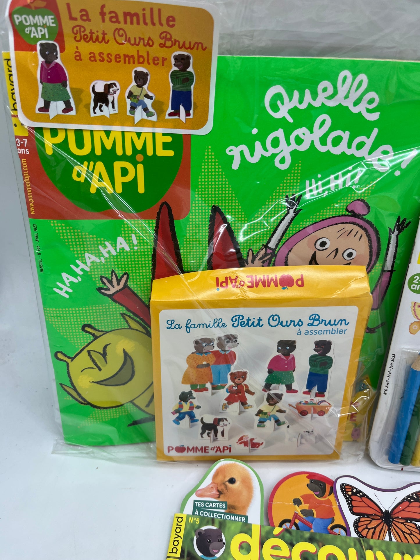 Lot de 5 livres d’activité Magazine Spécial Petit Ours Brun gommettes jeux histoire activités Neuf