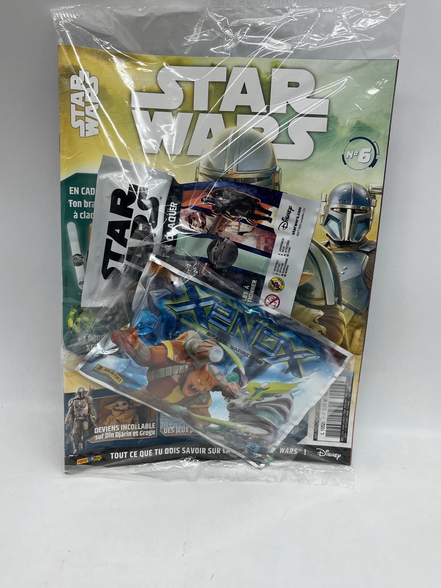 Livre d’activité Magazine Star Wars avec son bracelet à claquer et sa figurine Xenox Neuf
