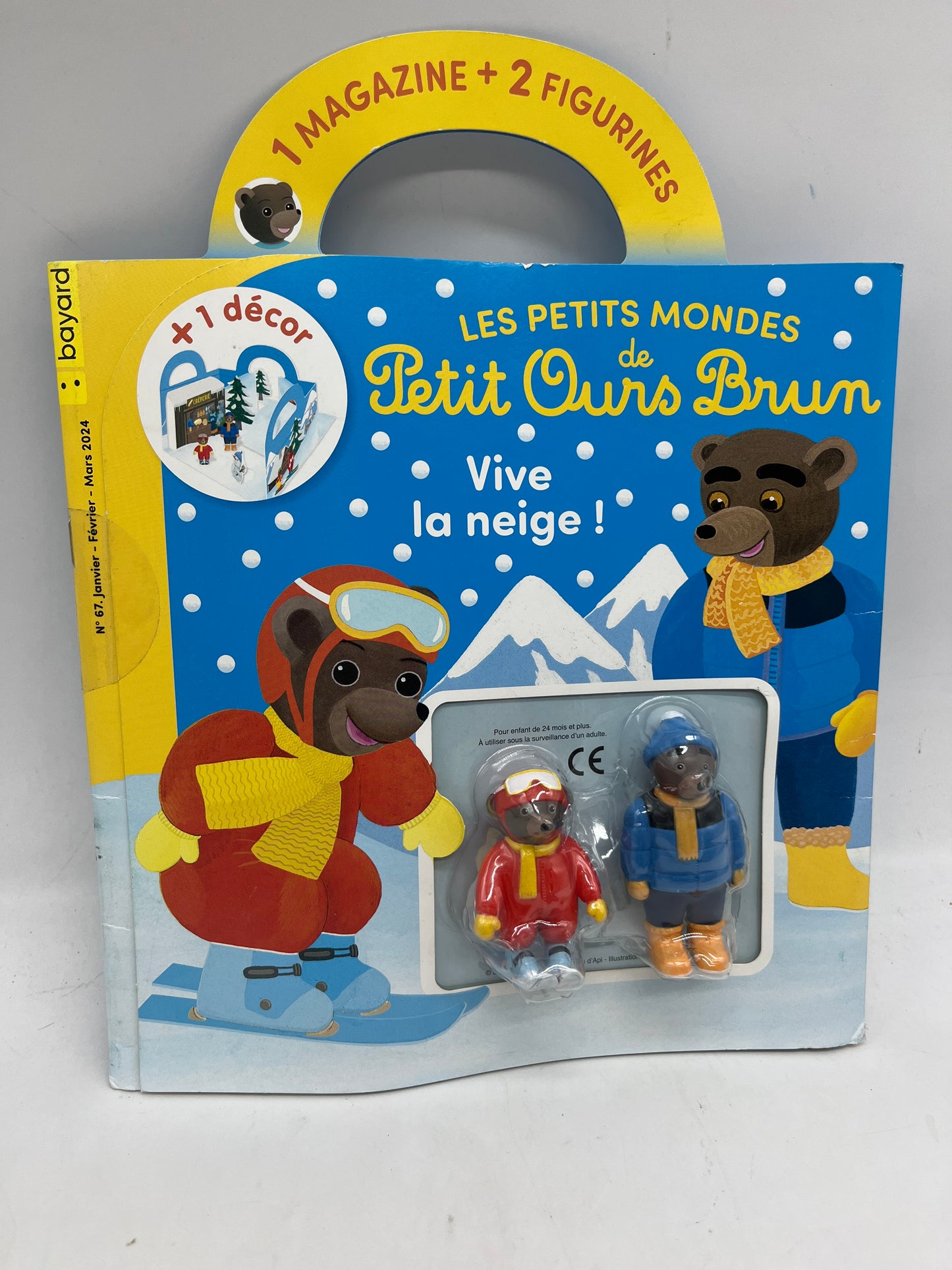Livre d’activité Magazine Les petits mondes de Petit Ours brun modèle Hiver vice la neige avec ses 2 figurines Neuf