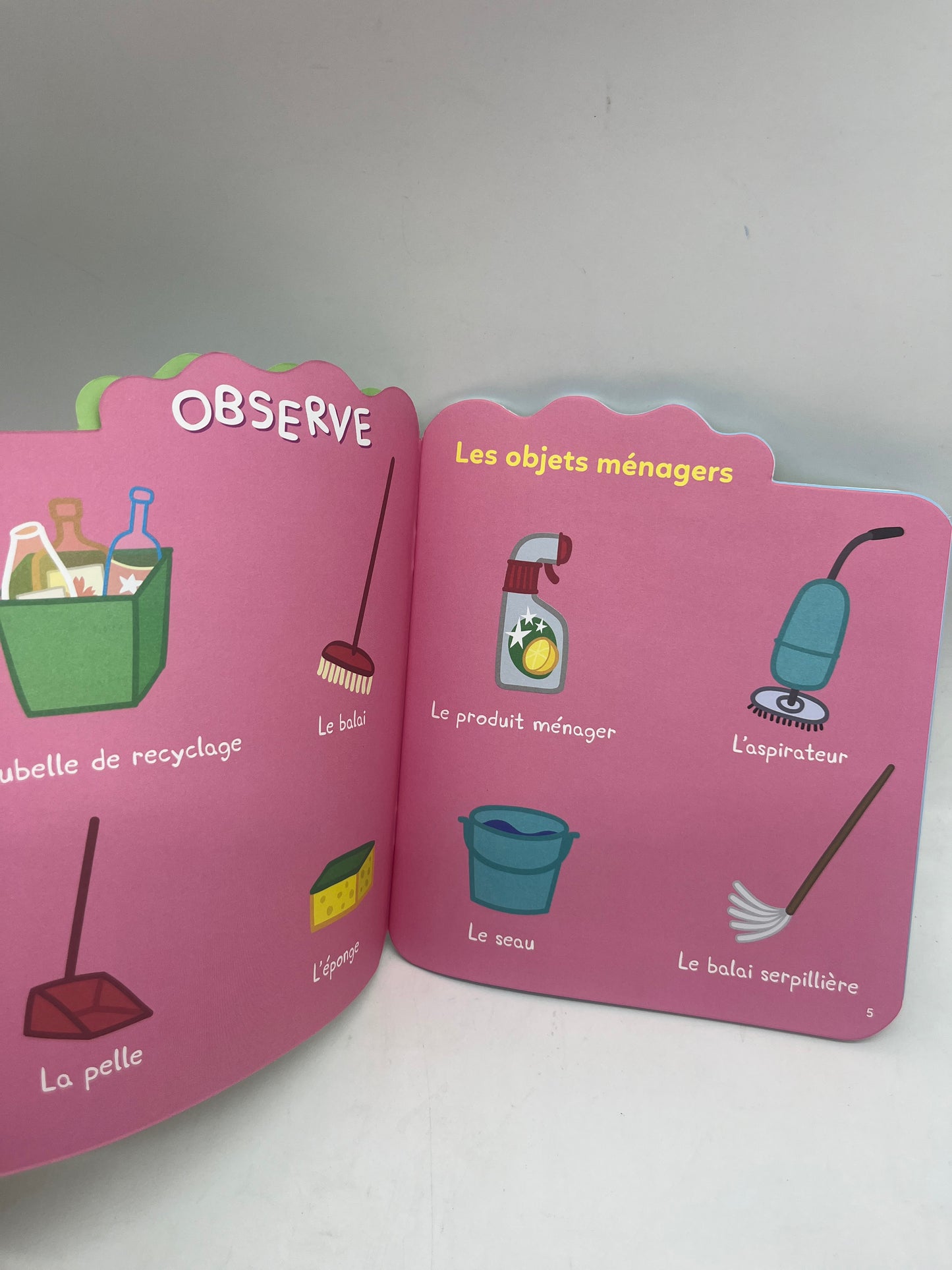 Livre d’activités Magazine À petit pas avec Peppa pig dès 1 ans avec gommettes jeux histoire Neuf thème printemps