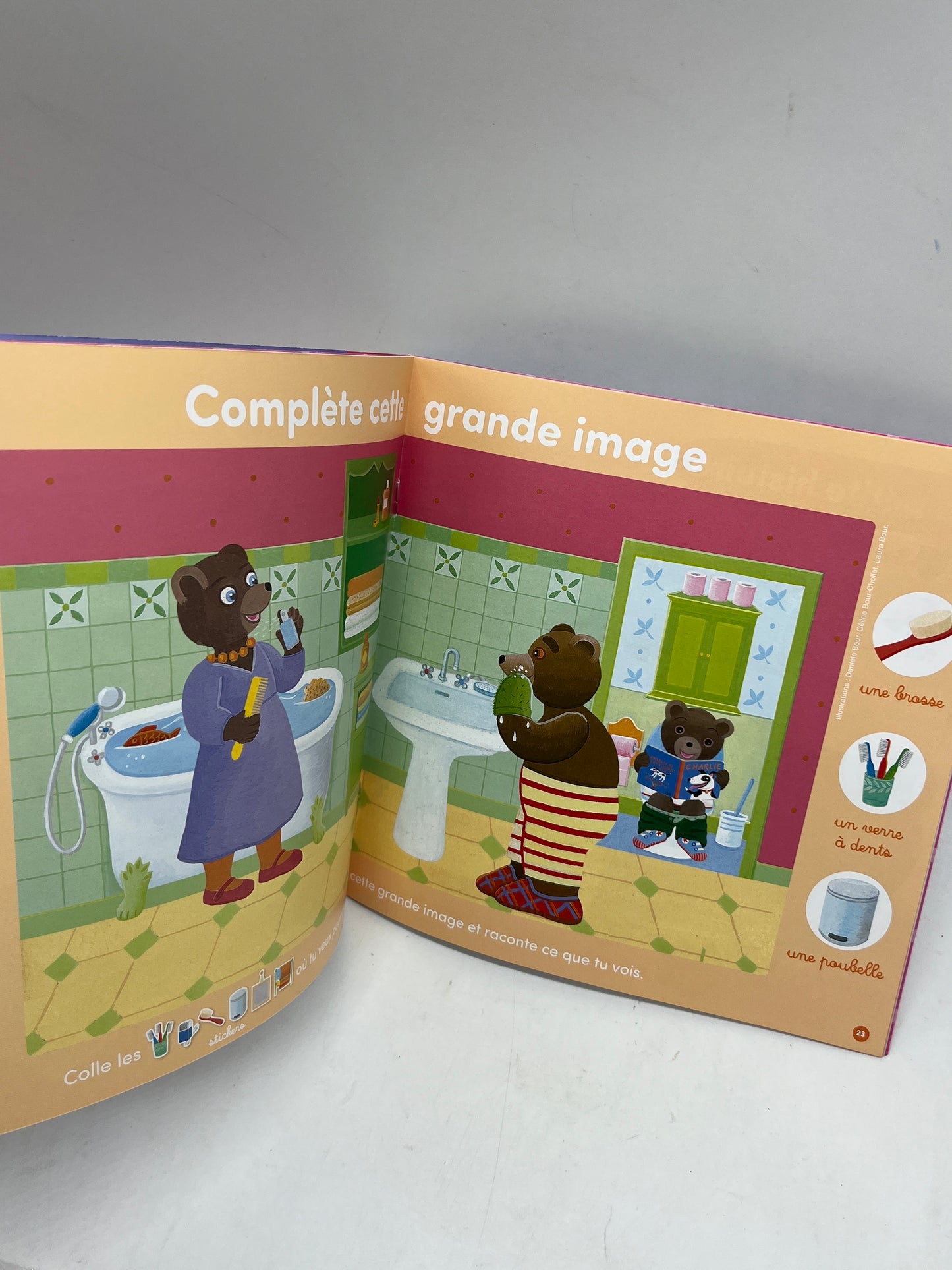 Livre d’activité magazine Les grandes histoires de Petit Ours Brun thème C’est l’histoire du bain Neuf ! Avec gommettes et imagier