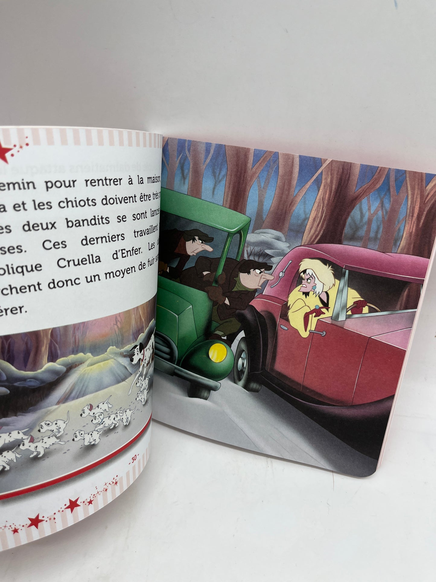 Livre 7 histoires Disney pour la semaine spéciale 101 Dalmatiens Disney Neuf