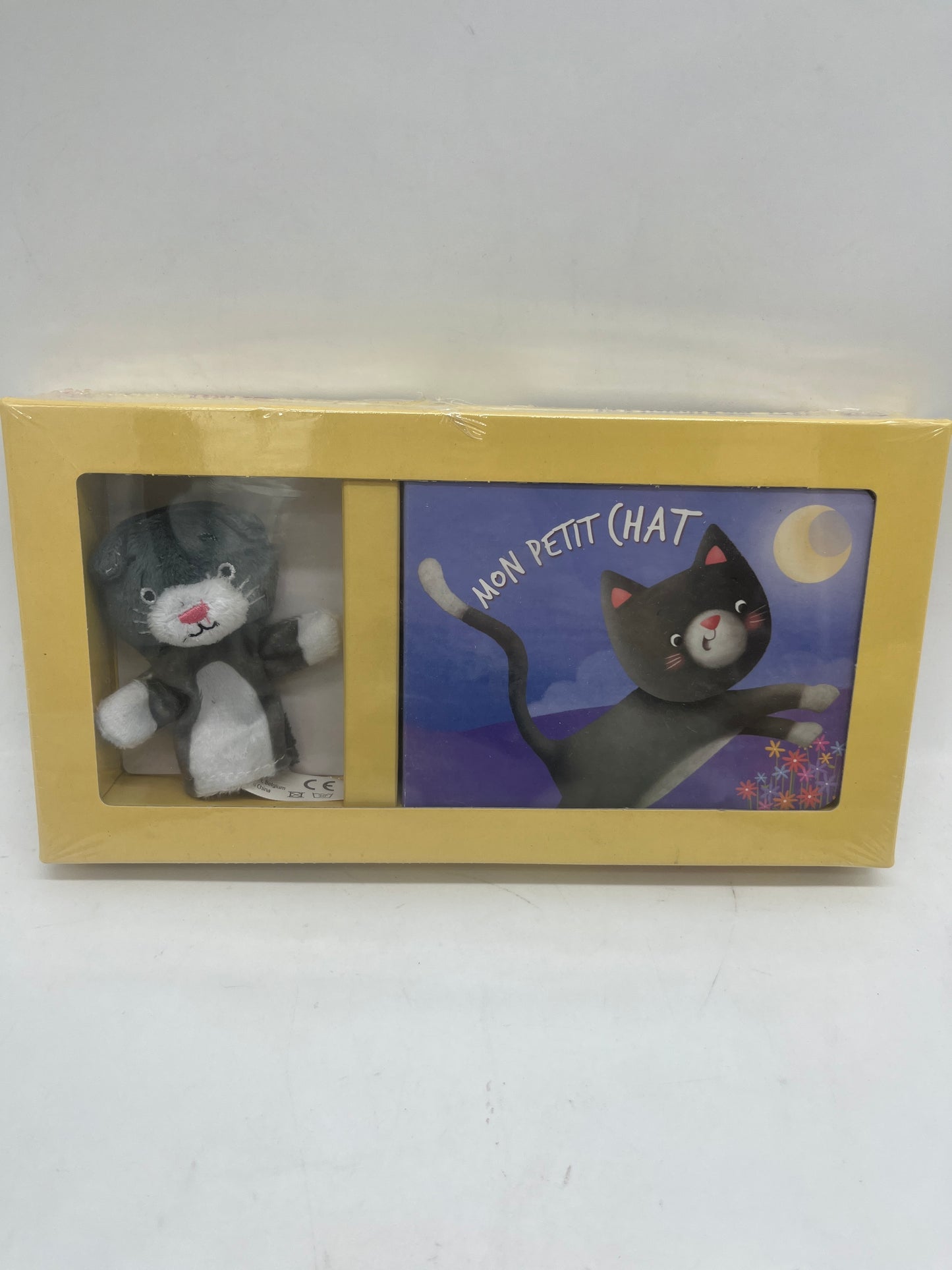Coffret cadeau marionnette avec son livre modèle chat Neuf sous blister