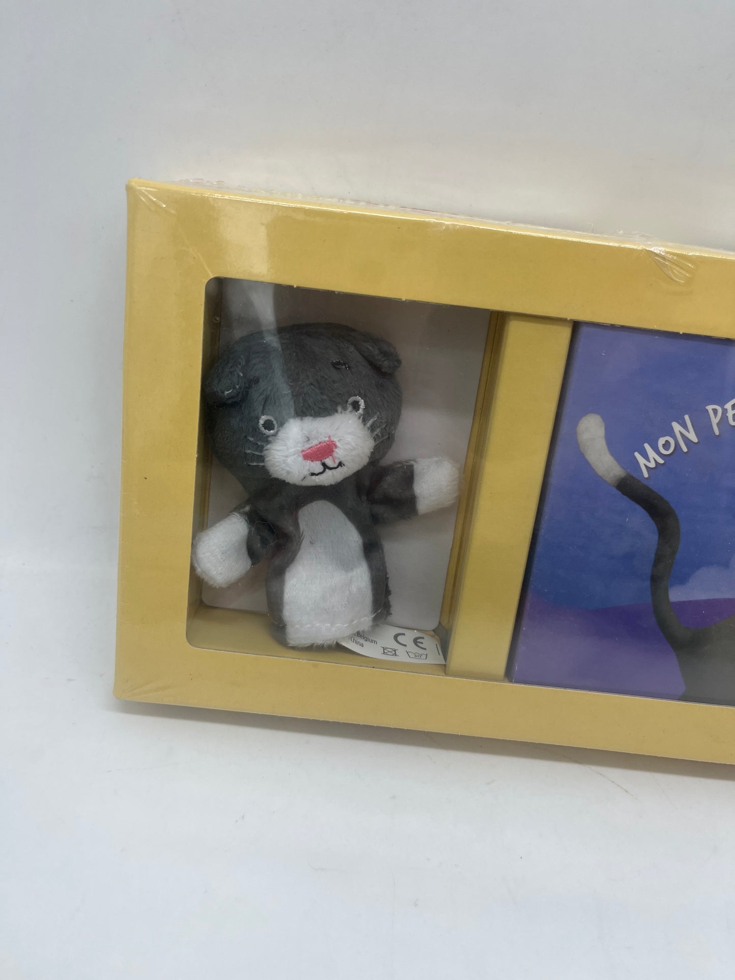 Coffret cadeau marionnette avec son livre modèle chat Neuf sous blister