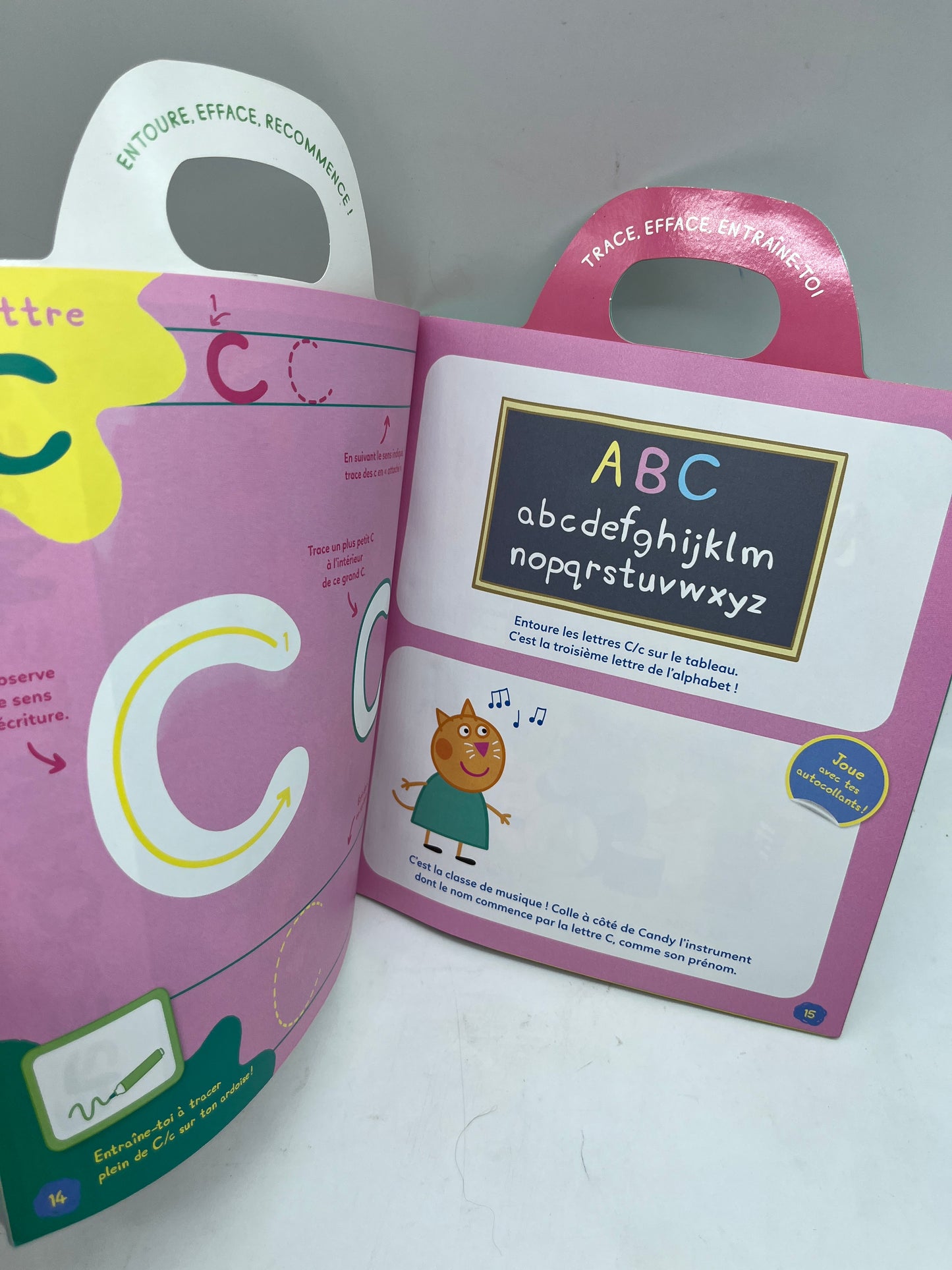 Livre d’activités Magazine Je Joue j’apprends Peppa pig Mon année de maternelle 80 gommettes couleur lettre chiffres numéro 37 lettre C Neuf