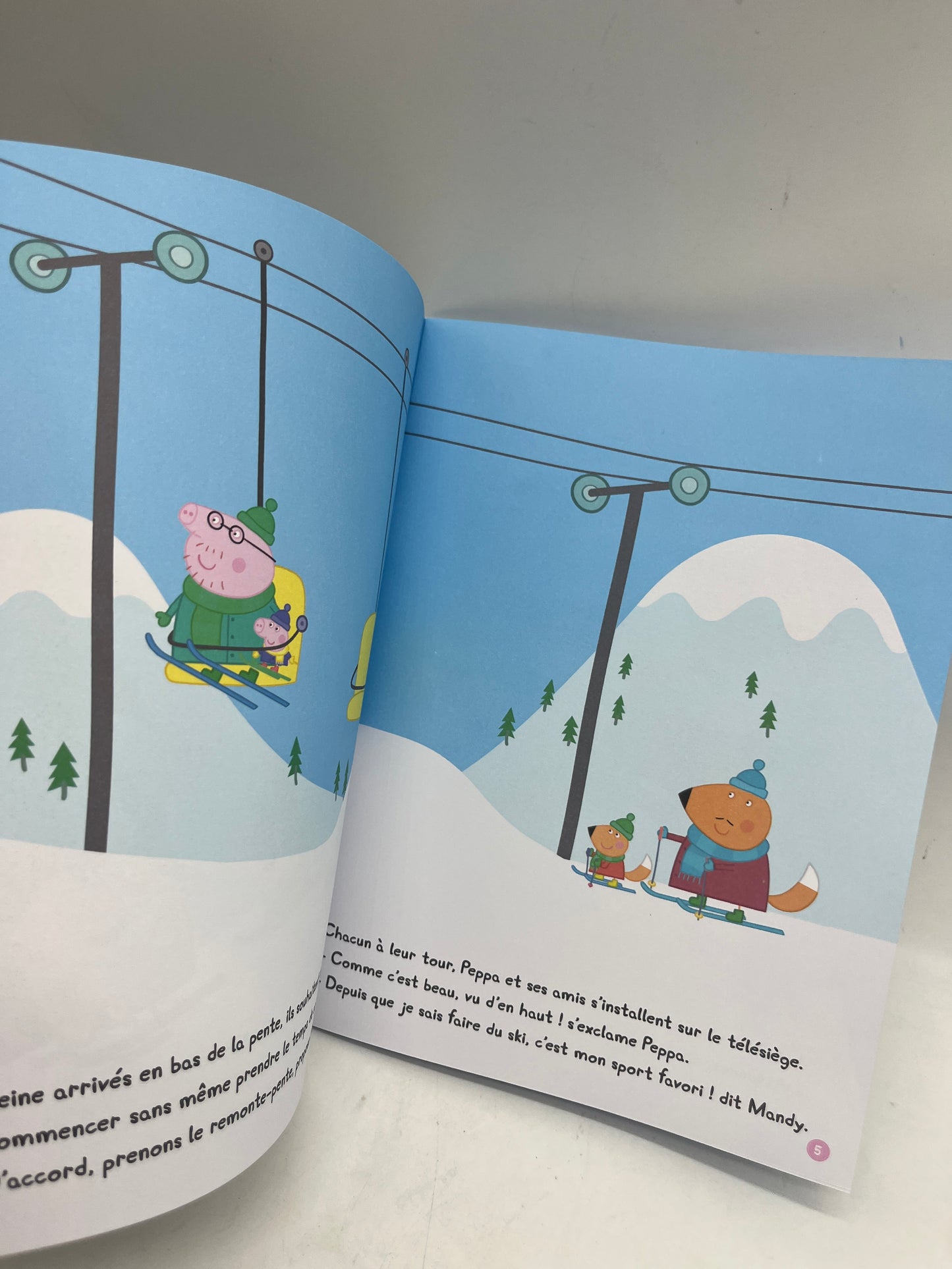 Livre d’activité magazine Mon histoire a coller avec Peppa pig ! Numèro 2 avec ces 100 gommettes Neuf