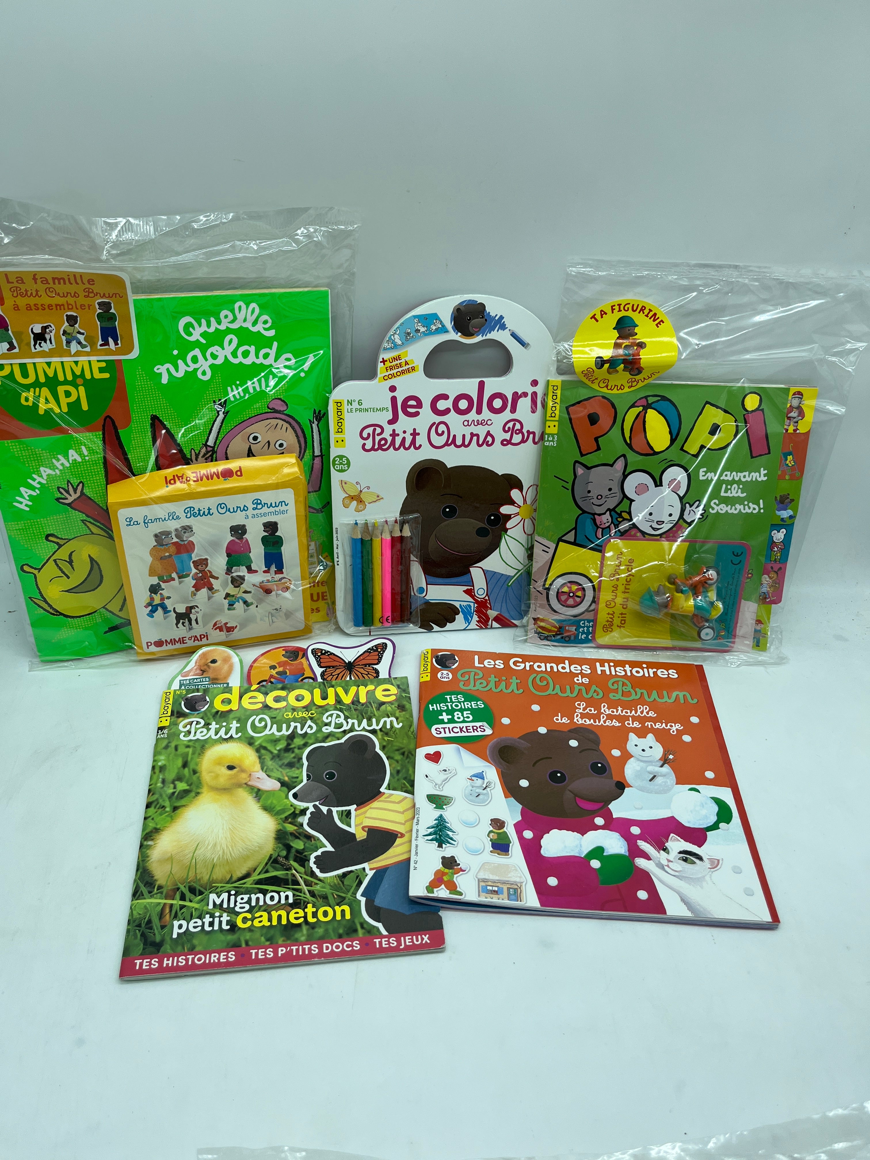 Lot De 5 Livres D'autocollants Réutilisables Pour Enfants – Activités Avion, Jouet De Voyage Génial Pour Anniversaire, Noël Ou Halloween !