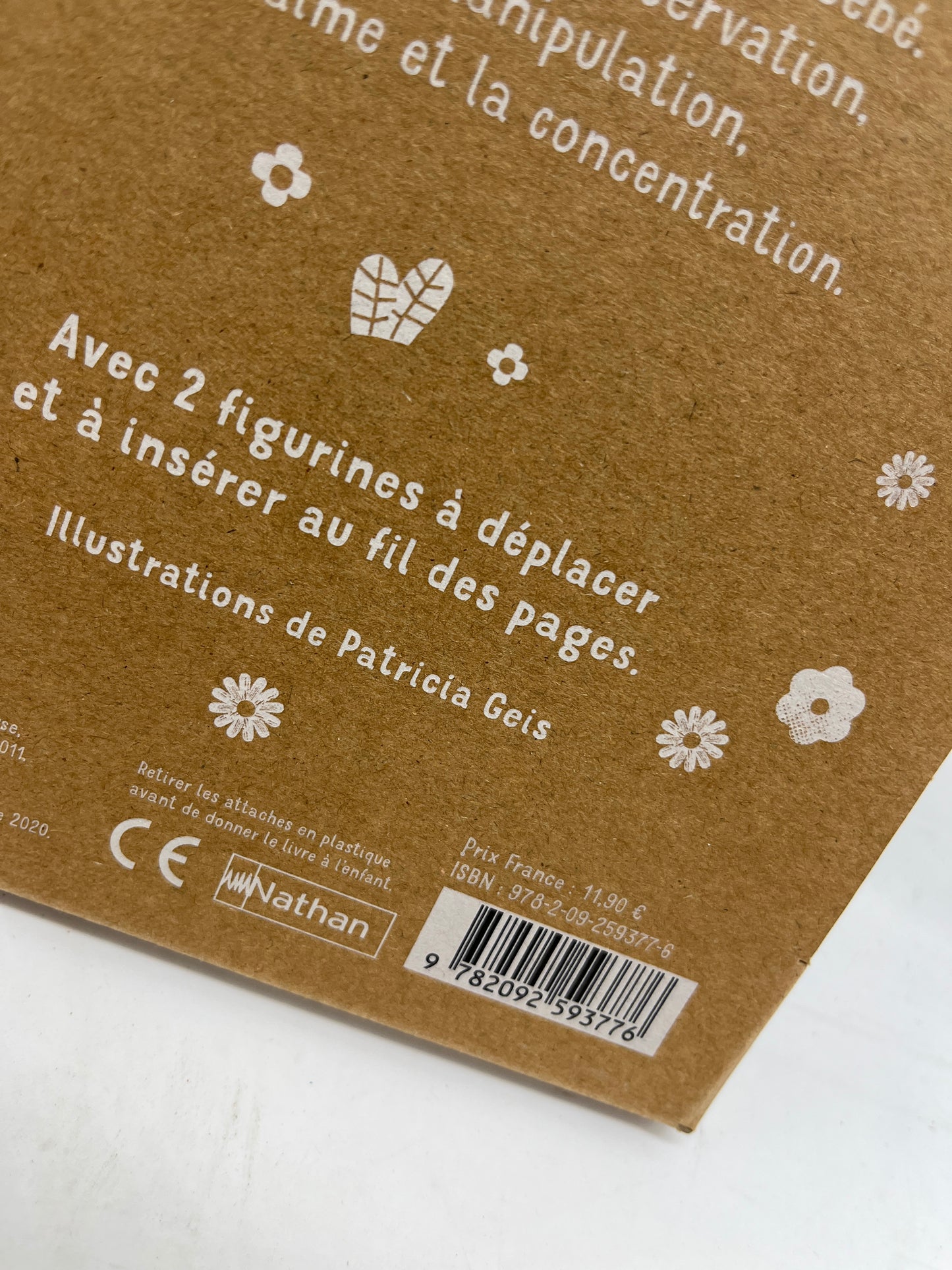 Livre feutrine tissu Quiet Book modèle à la ferme avec ces 2 figurines à déplacer Neuf