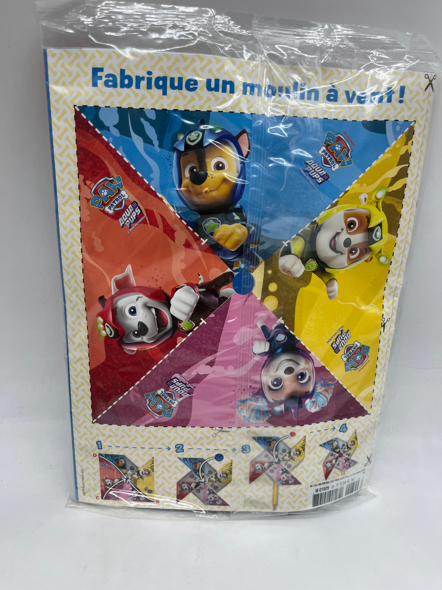 Livre d’activité magazine Pat Patrouille avec son jouet téléphone hélice Neuf