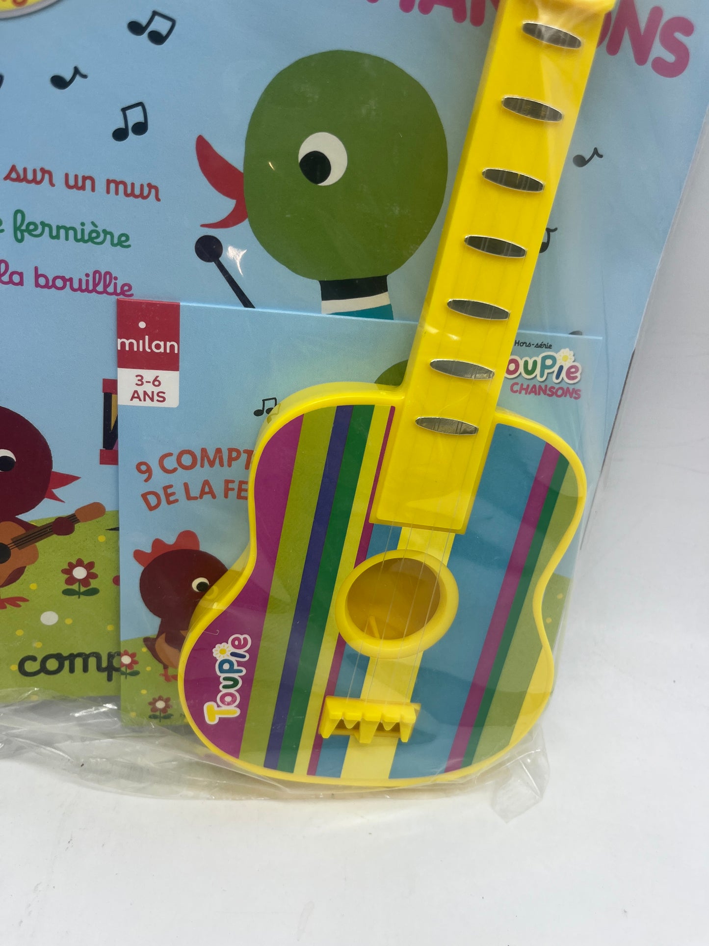 Magazine Hors séries Toupies Chanson Comptines pour les petits Avec Cd et sa guitare thème à la ferme Neuf sous blister