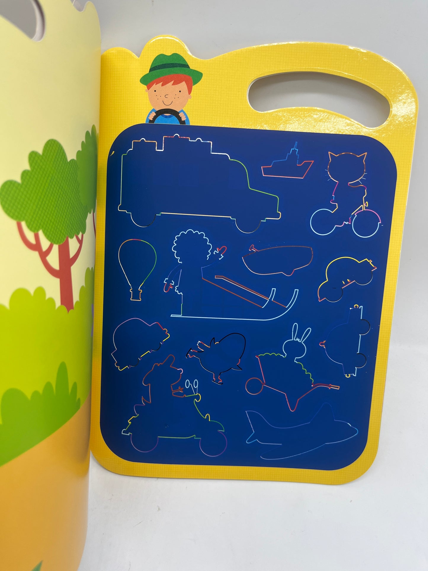 livre d’activité Autocollant à gratter avec son stylet thème les véhicules YOYO édition Neuf
