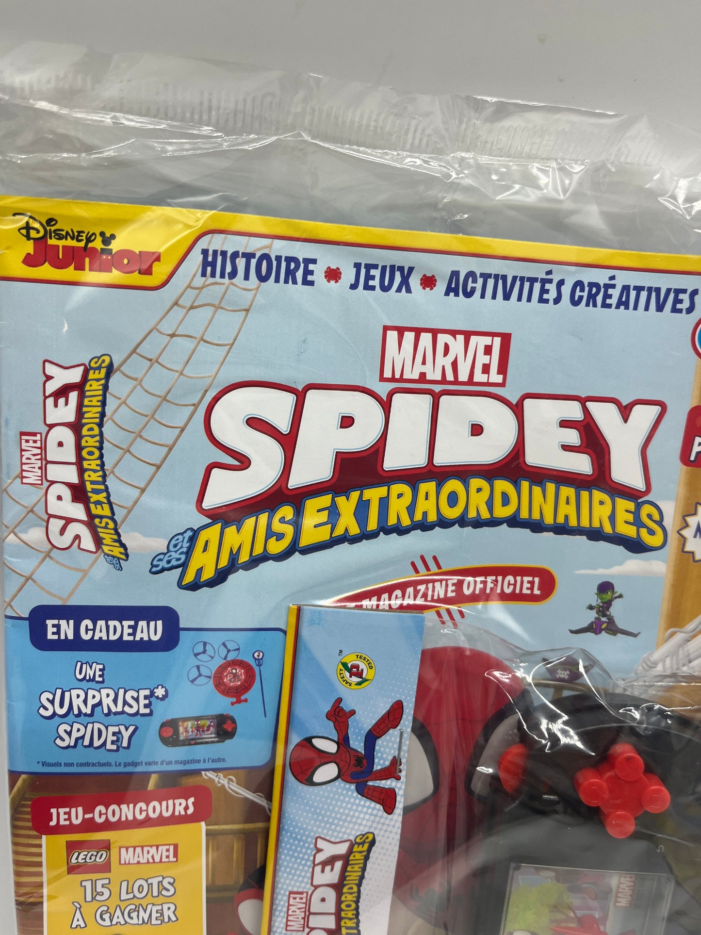 Livre d’activité magazines Disney Spidey avec son game water Spiderman Marvel Neuf