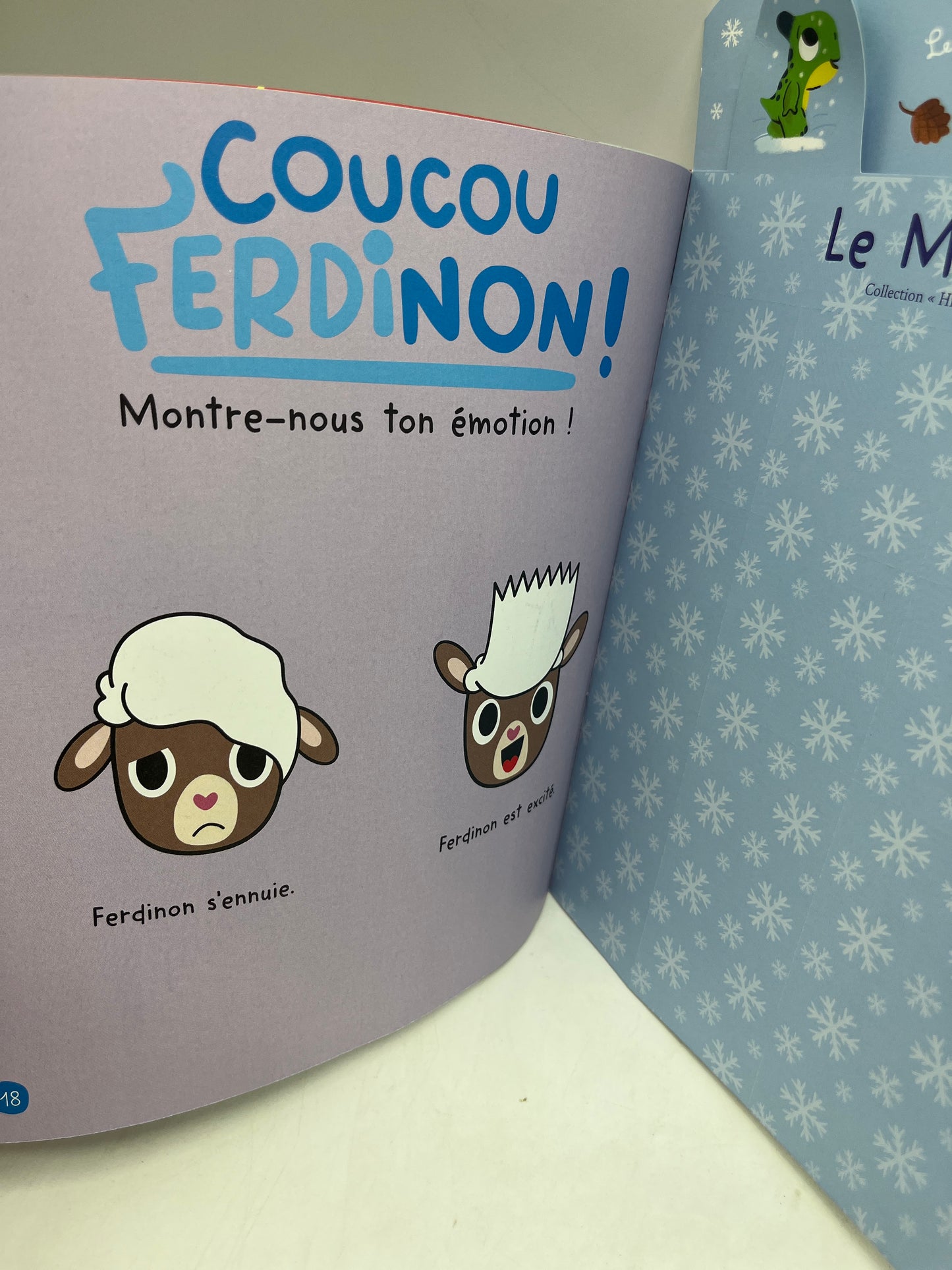 Livre d’activité magazines Histoires pour les petits NiNo le dino modèle l’ennui c’est mortel ! Avec son jeu d’émotion spécial ennui neuf