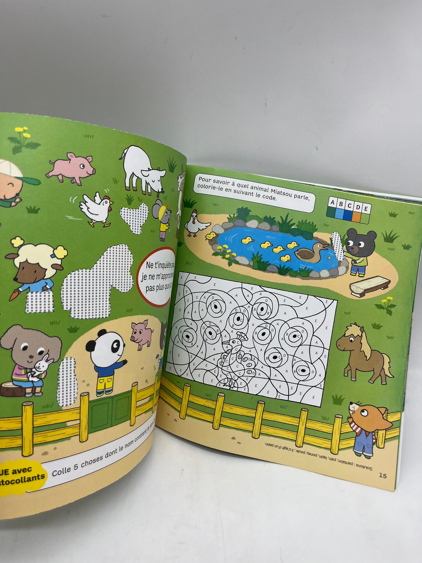 Livre d’activité j’apprends à lire avec ses 170 stickers neuf Neuf