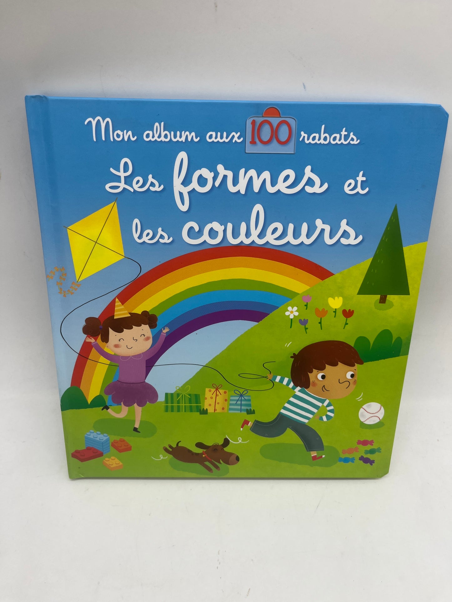 livre Cherche et trouve à Rabats Ludique Mon album avec 100 rabats thème les formes et les couleurs Neuf