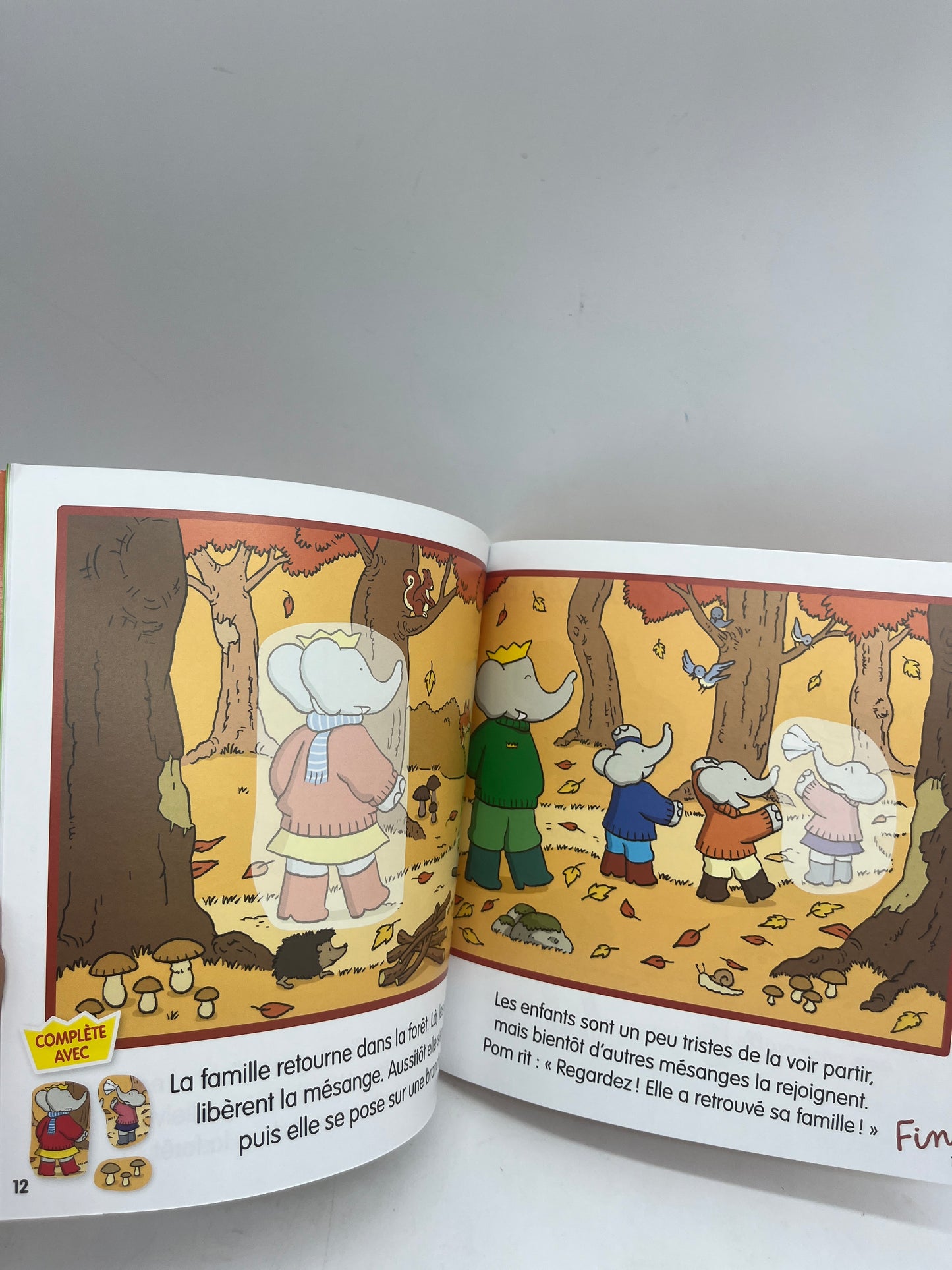 Livre d’activité magazine Babar sauvetage en forêt avec 50 autocollants Neuf !