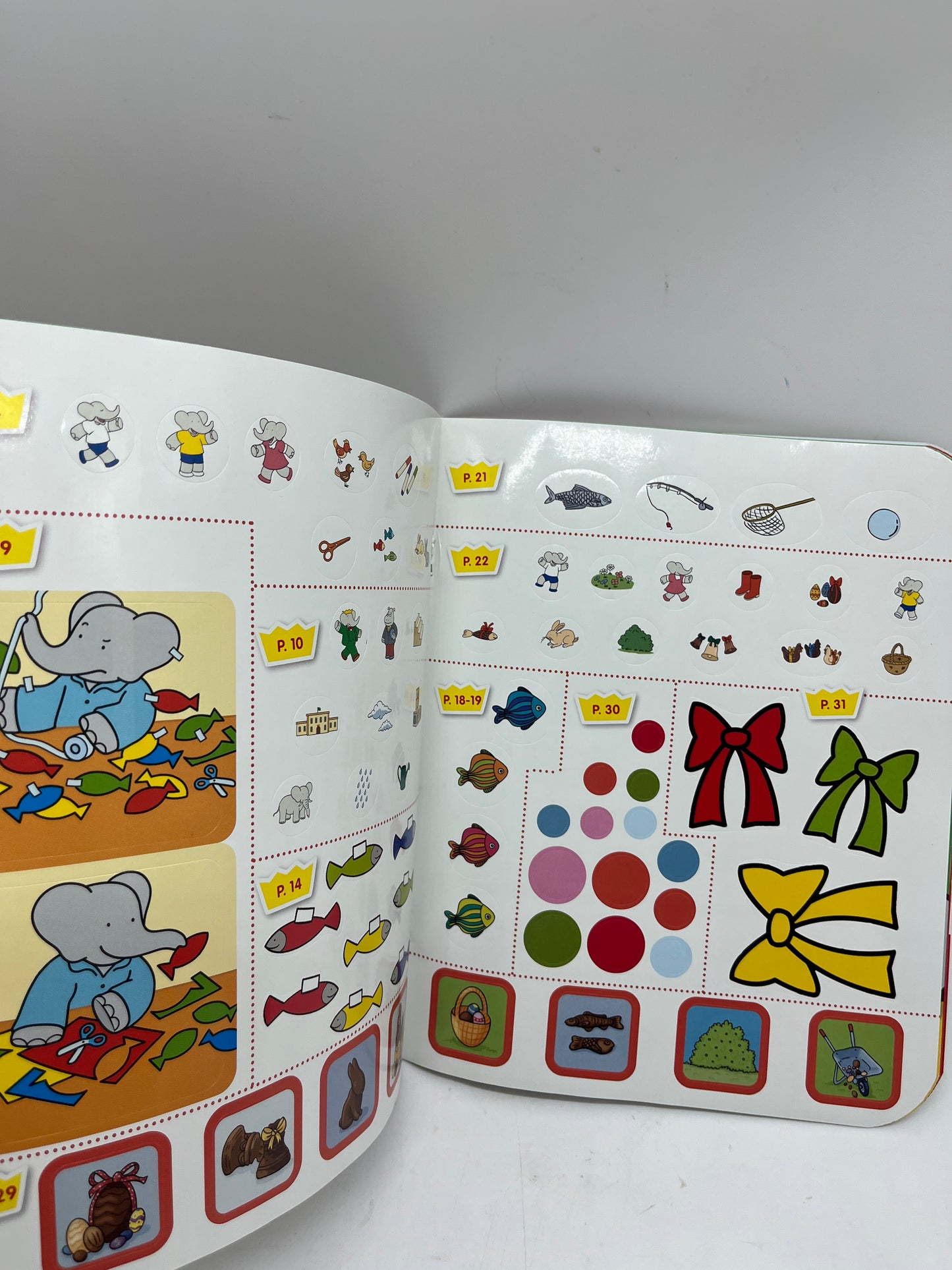 Livre d’activité magazine Babar spécial jeux de printemps gommettes activités histoires neuf !