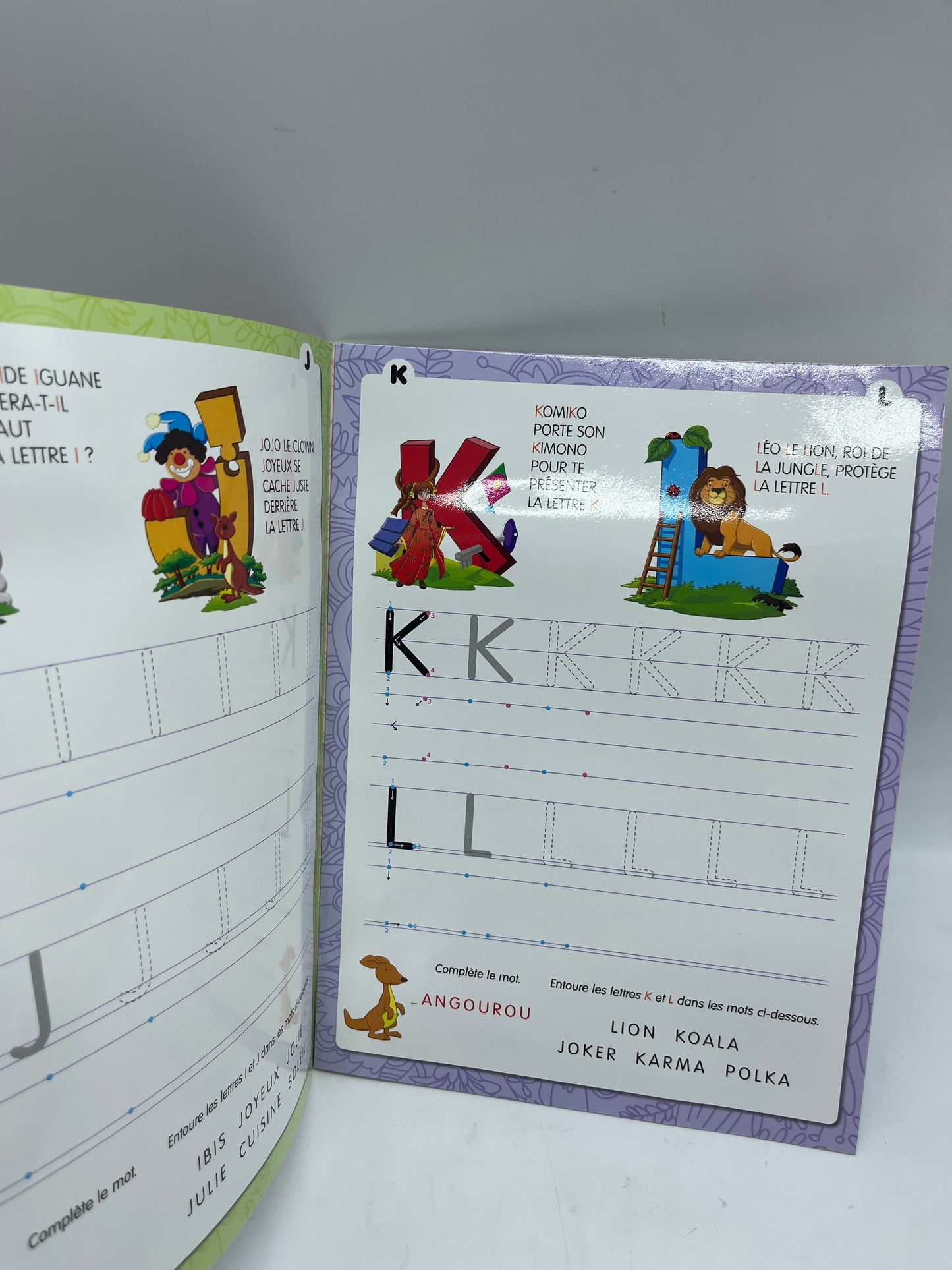livre d’ exercices Les lettres Majuscules avec son marqueur Neuf Methode Boscher Neuf