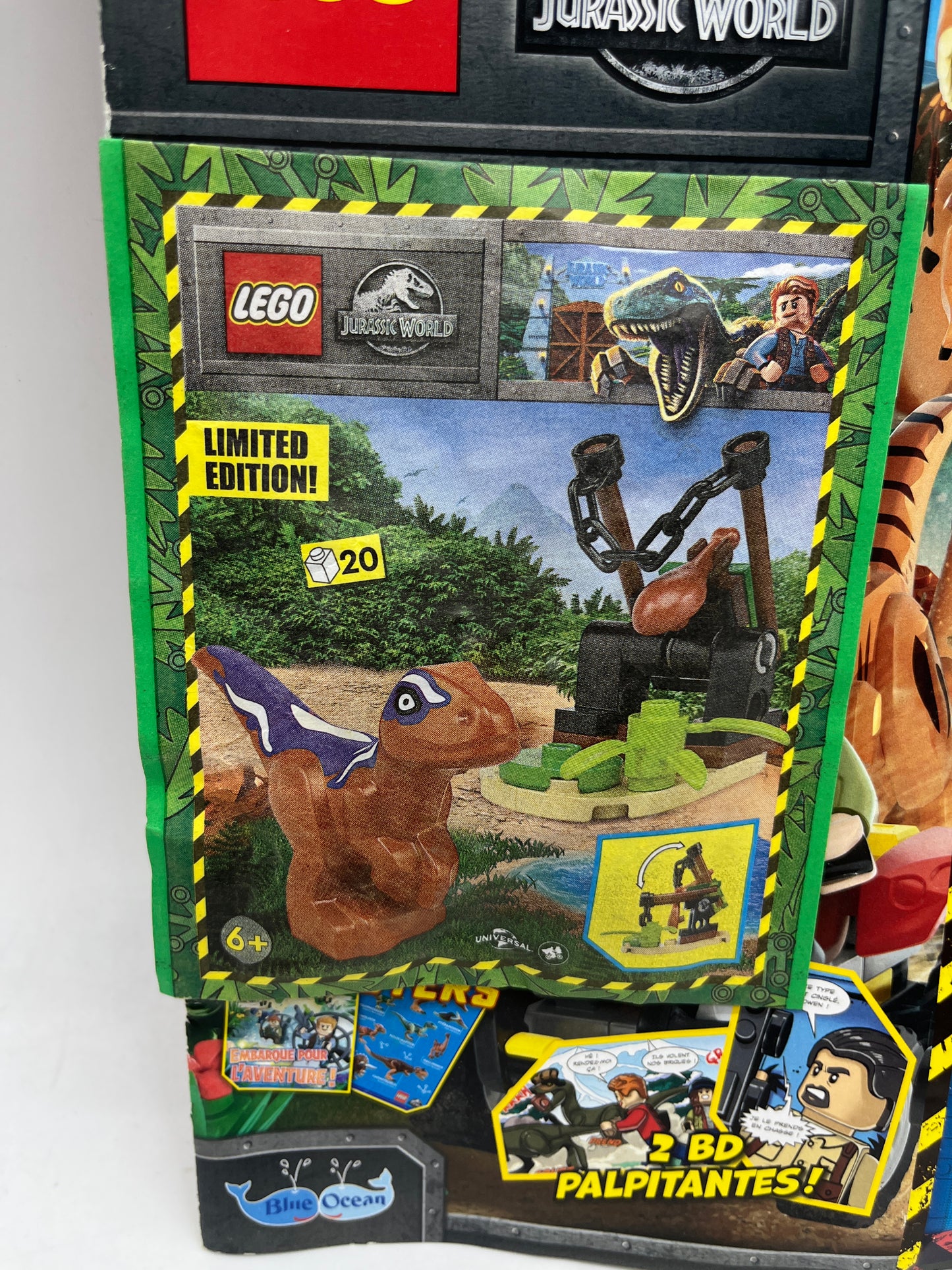 livre d’activité Magazine Lego Jurassic World avec sa mini figurine Numéro 9 neuf sous blister