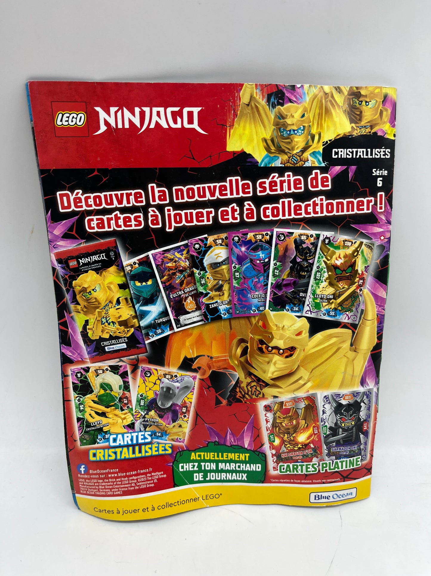 livre d’activité Magazine Lego Jurassic World avec sa mini figurine Numéro 9 neuf sous blister