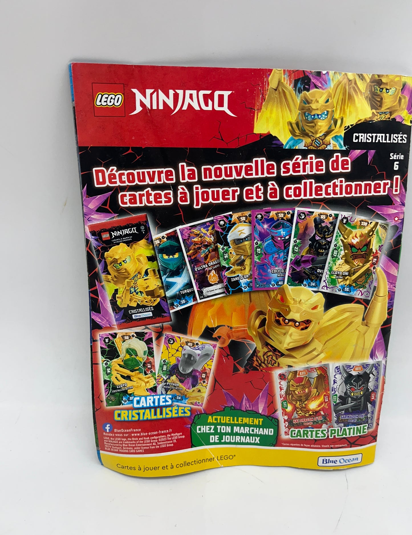 livre d’activité Magazine Lego Jurassic World avec sa mini figurine Numéro 9 neuf sous blister