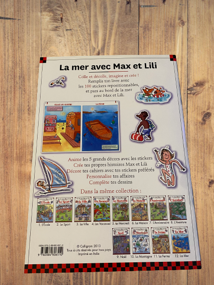 Livre activité La vie avec Max et Lili modèle "La Mer" avec 100 stickers repositionnables