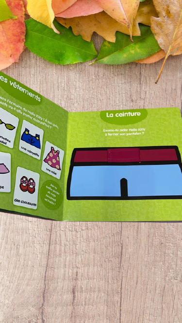 Livre Hello Kitty J'apprends à m'habiller Neuf !