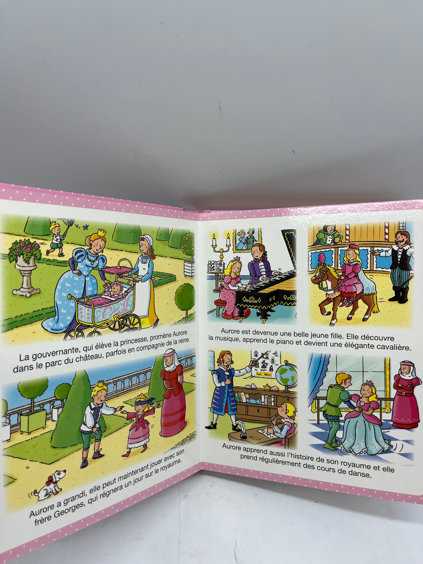 livre Imagerie des touts petits Éditions Fleurus thème Les princesses Neuf jamais ouvert