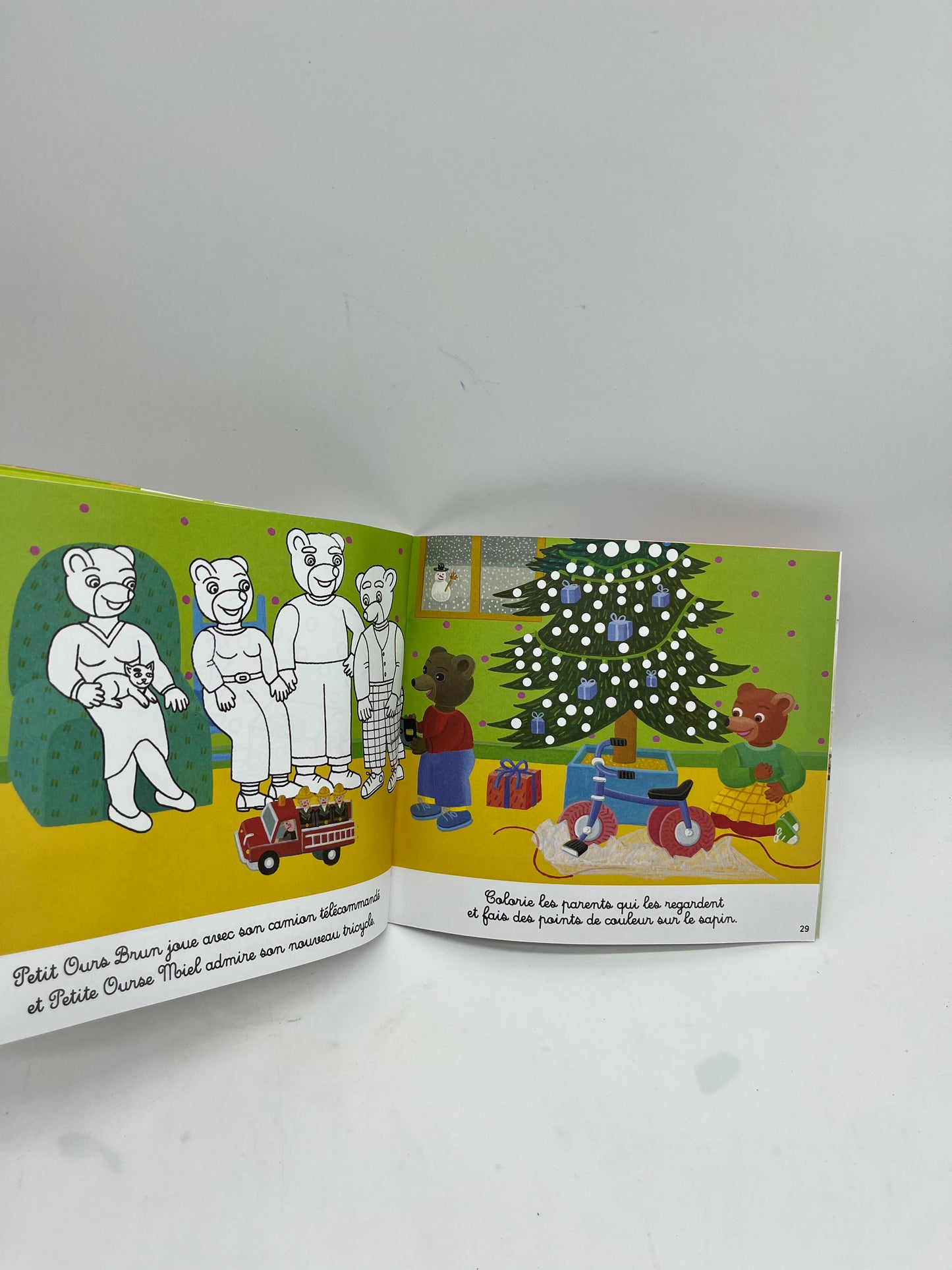Livre d’activité magazine Les cahiers de Petit Ours Brun special Noël Neuf !
