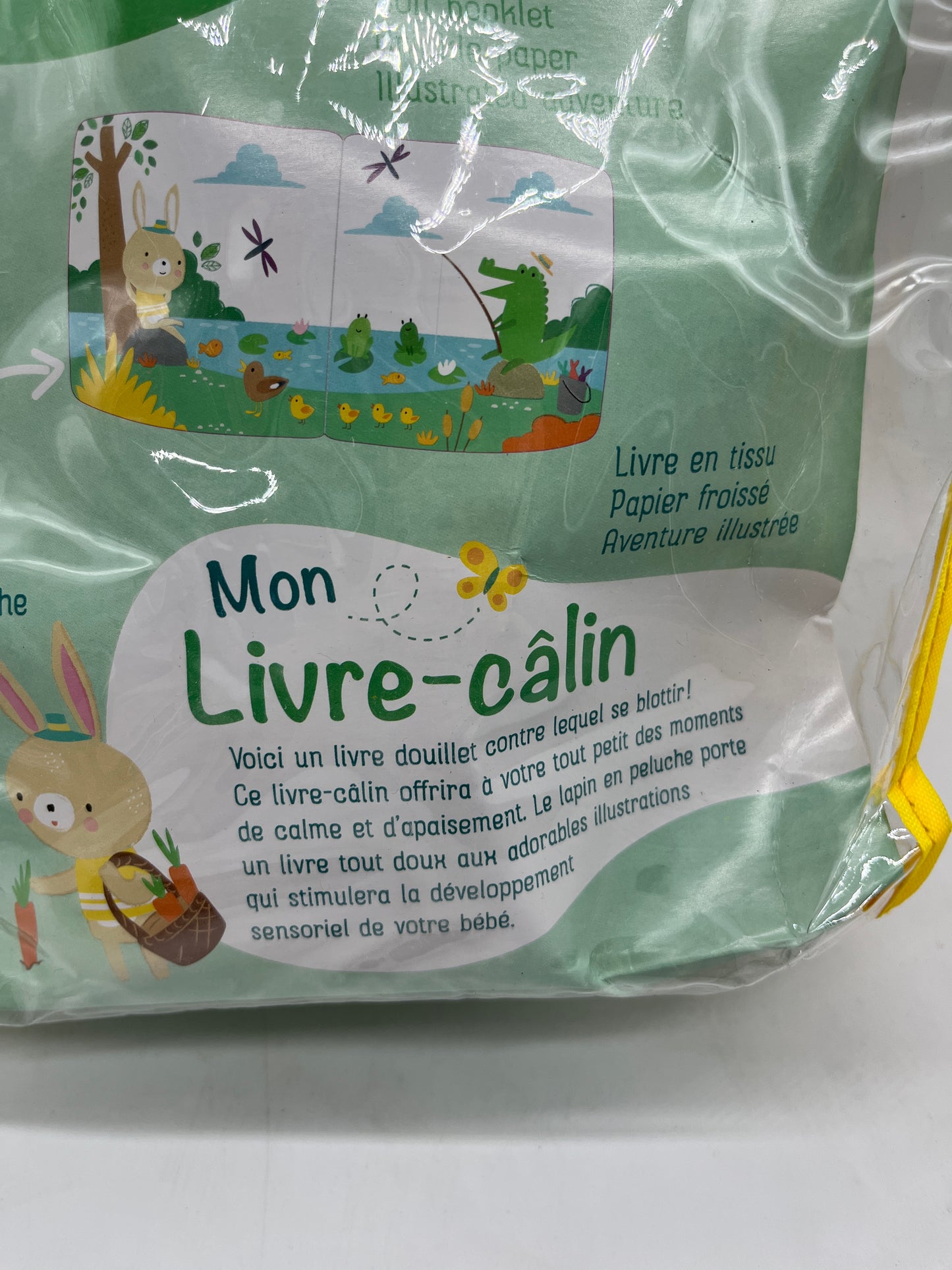 Coffret Mon livre câlin modèle Lapin avec sa peluche et son livre tissus détachable Neuf