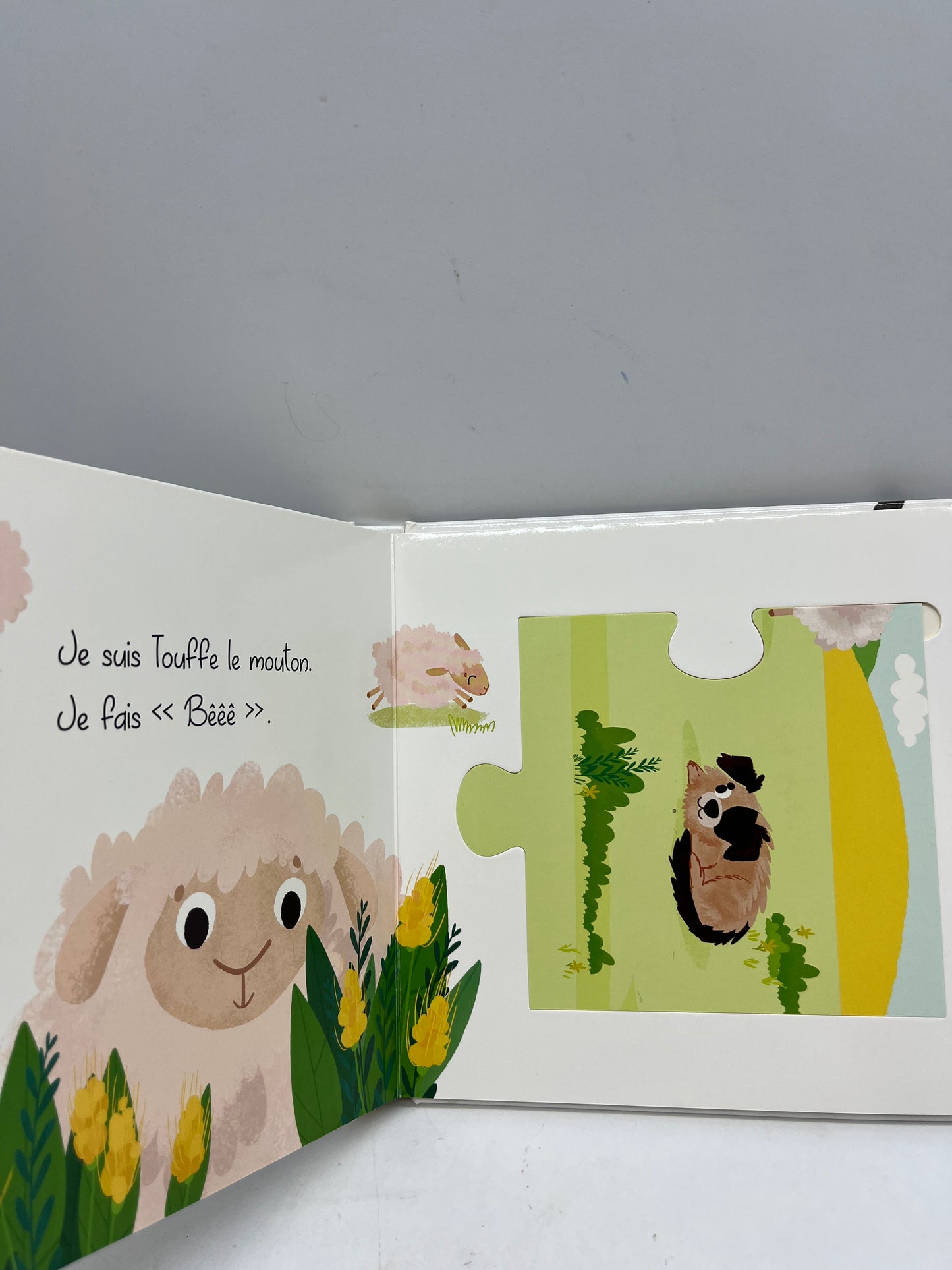 livre Puzzle tout cartonner thème A la ferme Neuf