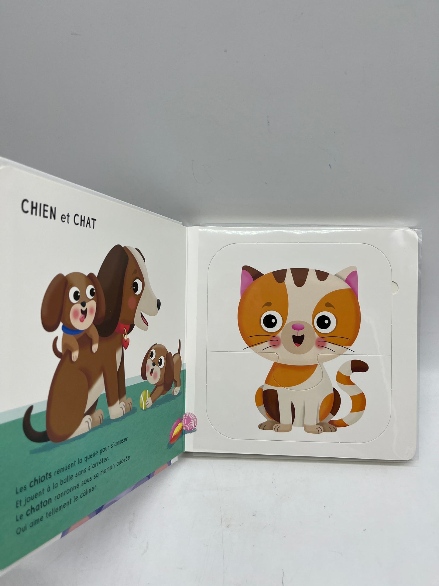 livre Puzzle Mon premier livre puzzle Méli-mélo tout cartonner thème les bébés animaux Neuf