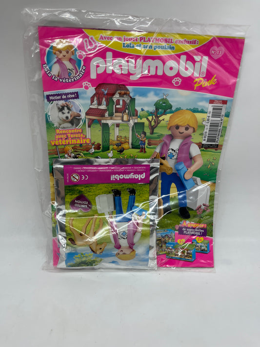 Livre D’activité magazine Playmobil  girls avec sa figurine Lola et son poulain jamais ouvert Neuf