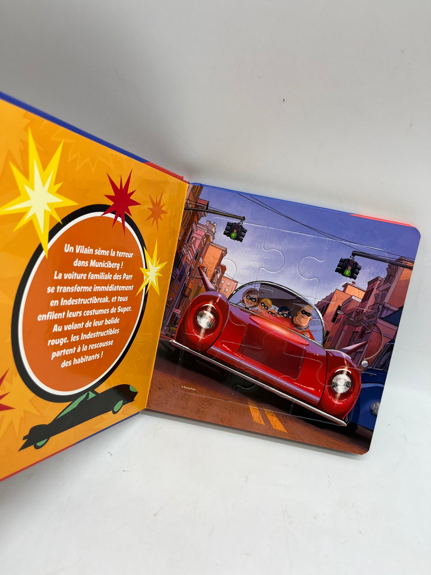 Mon Petit Livre Puzzle Disney thème Les véhicules avec ses 5 de 9 pièces Neuf !