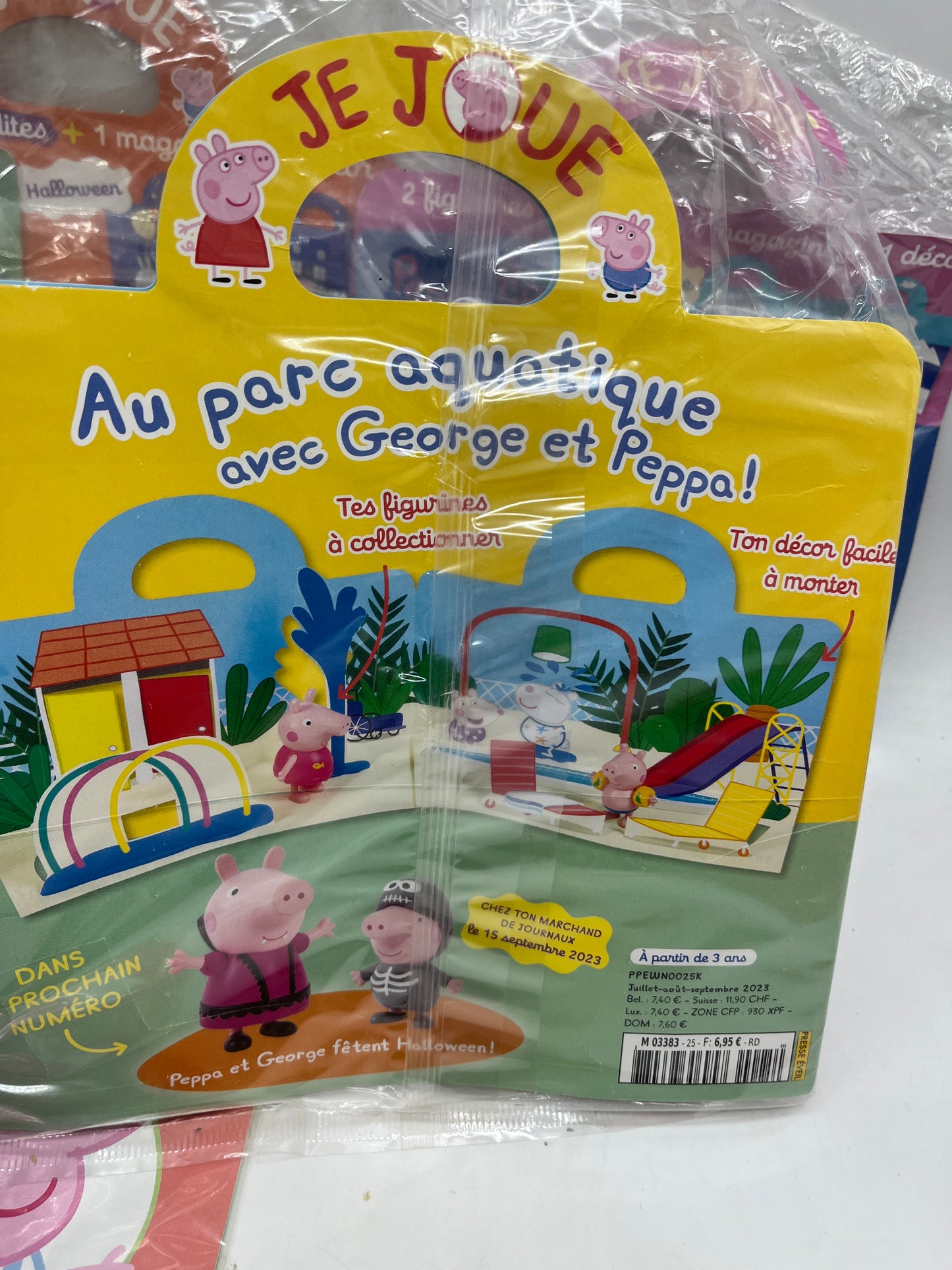Lot de 4 magazines livre d’activités Pack Peppa Pig Je joue avec ses figurines inédites !
