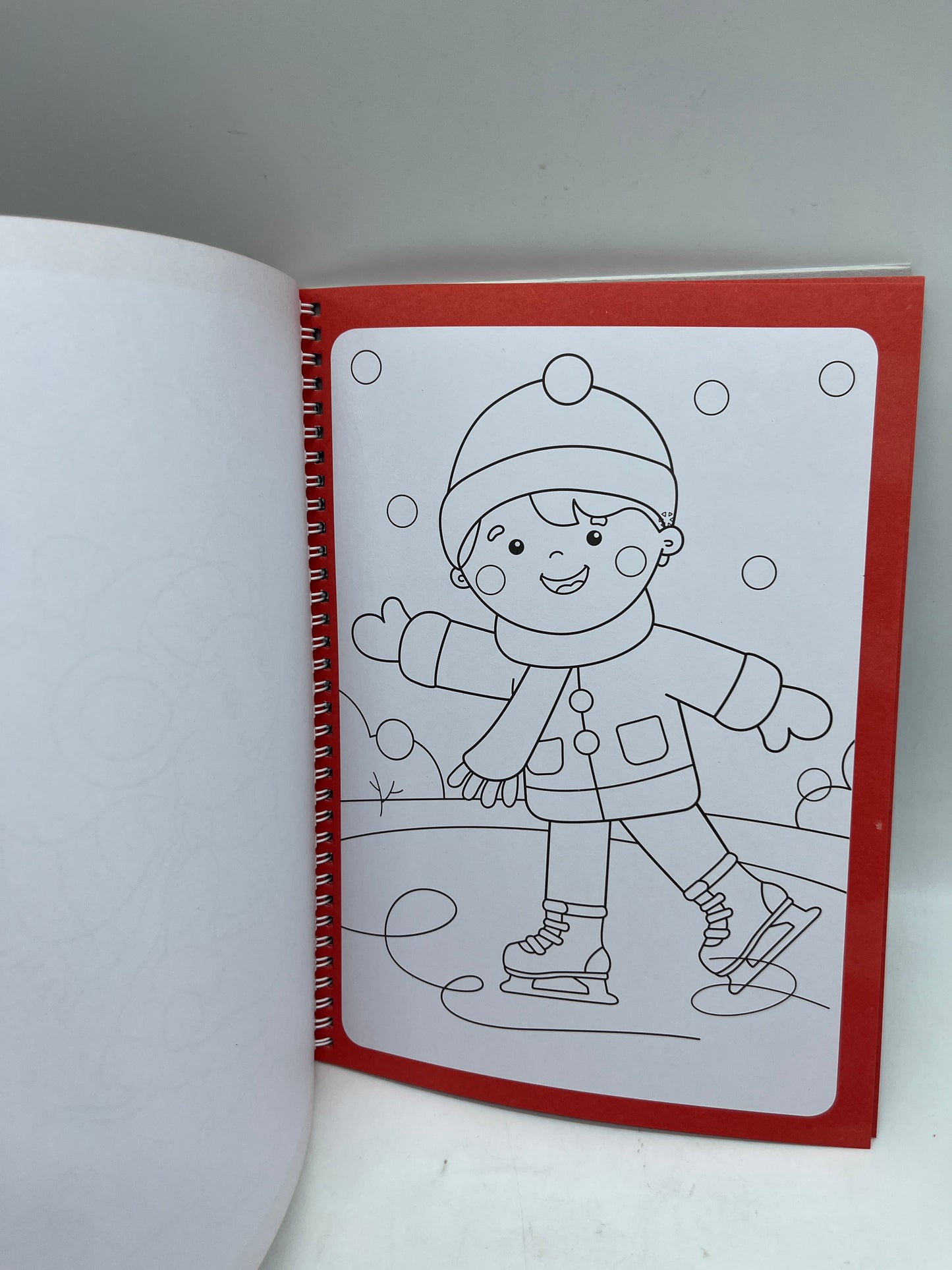 Livre d’activité Colorie avec le Père Noël 🎅🏾 mon beau coloriage avec  ces 4 feutres et gommettes Neuf