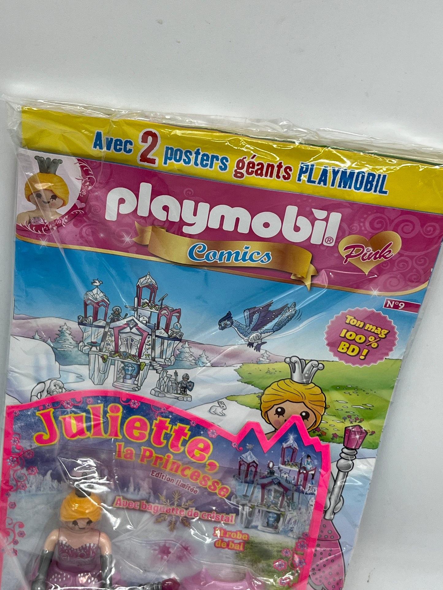 Livre D’activité magazine Playmobil comics mag avec sa figurine  Juliette la princesse avec sa belle robe et sa baguette de crystal ouvert Neuf