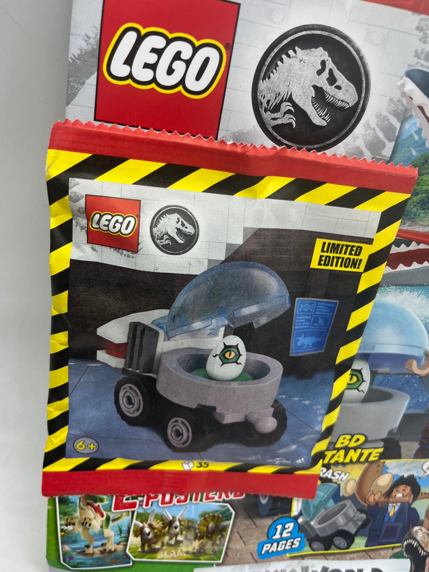 livre d’activité Magazine Lego Jurassic World avec sa mini figurine Raptor et son labo Dino  Numéro 15 neuf sous blister