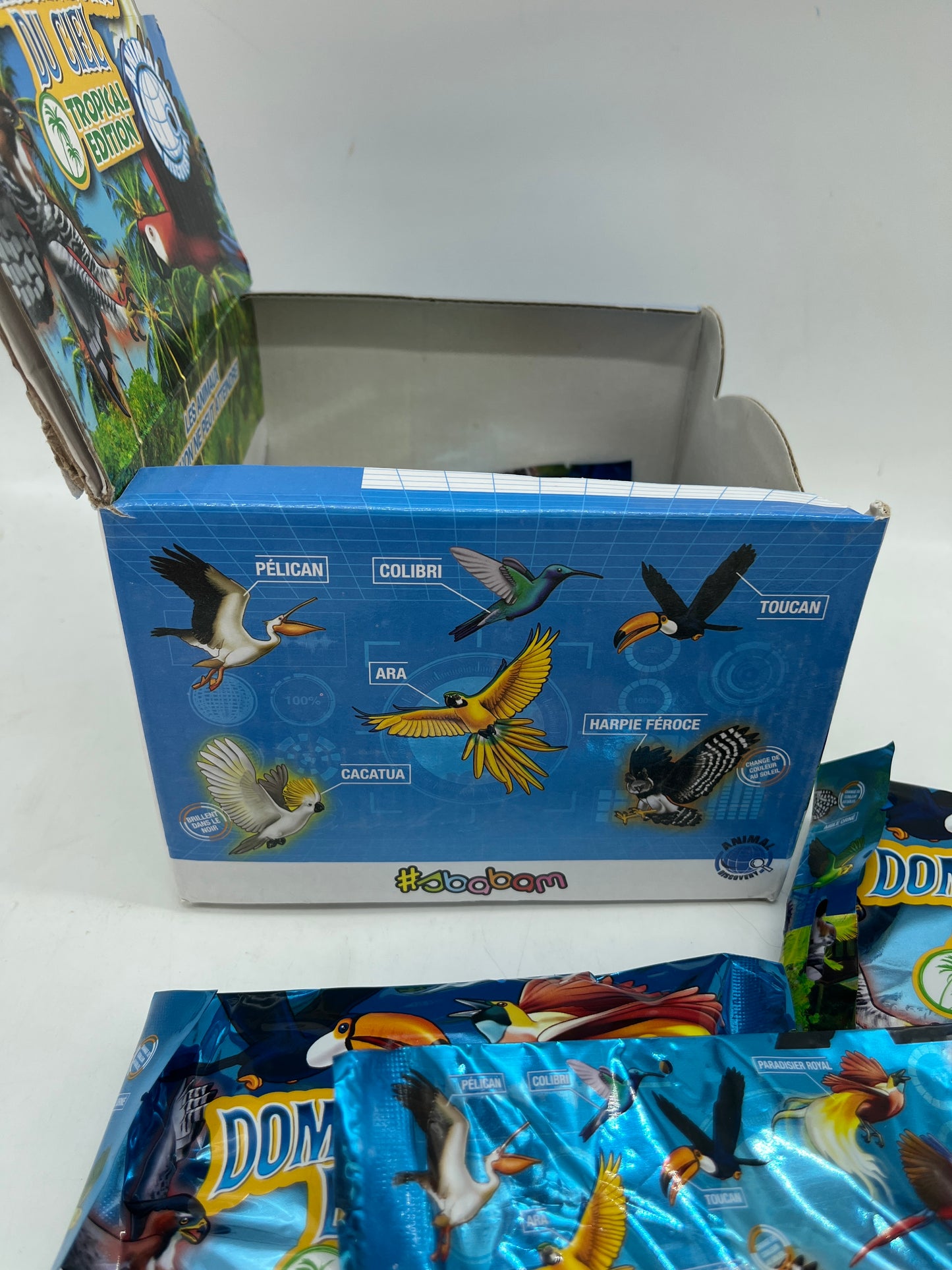 Lot de 3 Figurines Squishy Les dominateurs du ciel Neuf   Les modèles sont aléatoires dans les paquets !   Prix boutique: 15€   Plus de 13 modèles à collectionner!