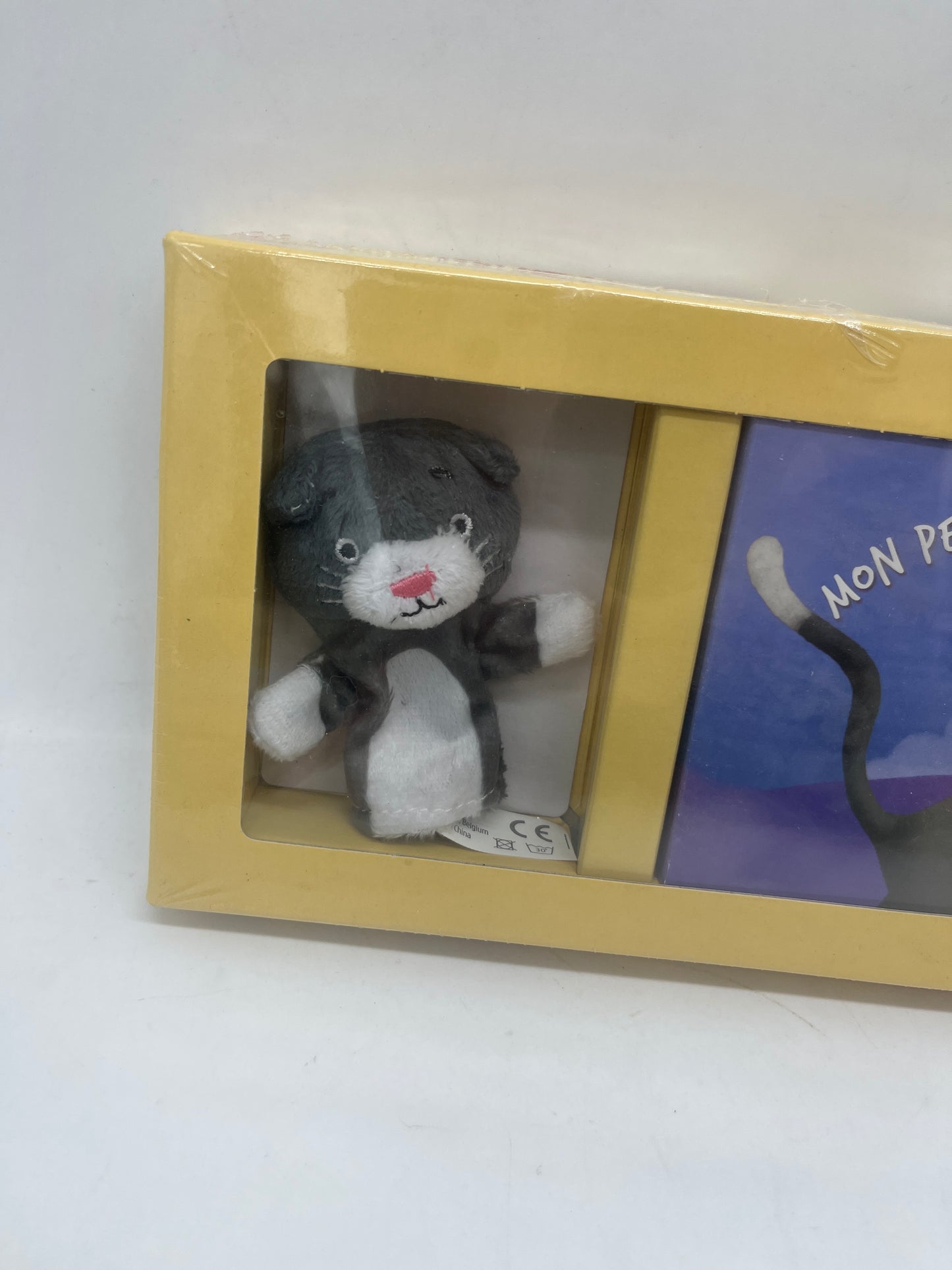 Coffret cadeau marionnette avec son livre  modèle chat Neuf sous blister