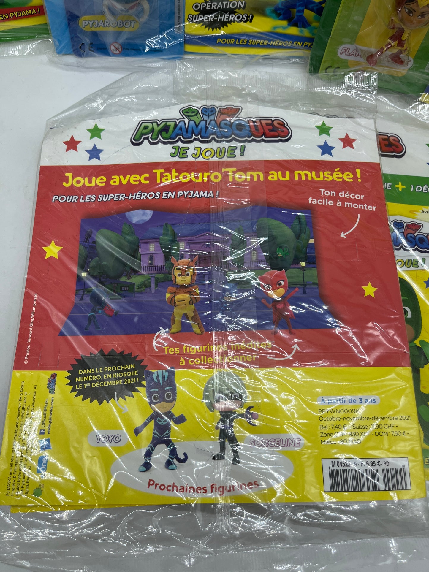 Lot de 5 Livres d’activité Magazine Pyjamasque Je Joue  avec leurs figurines neuf sous blister jeux activité !