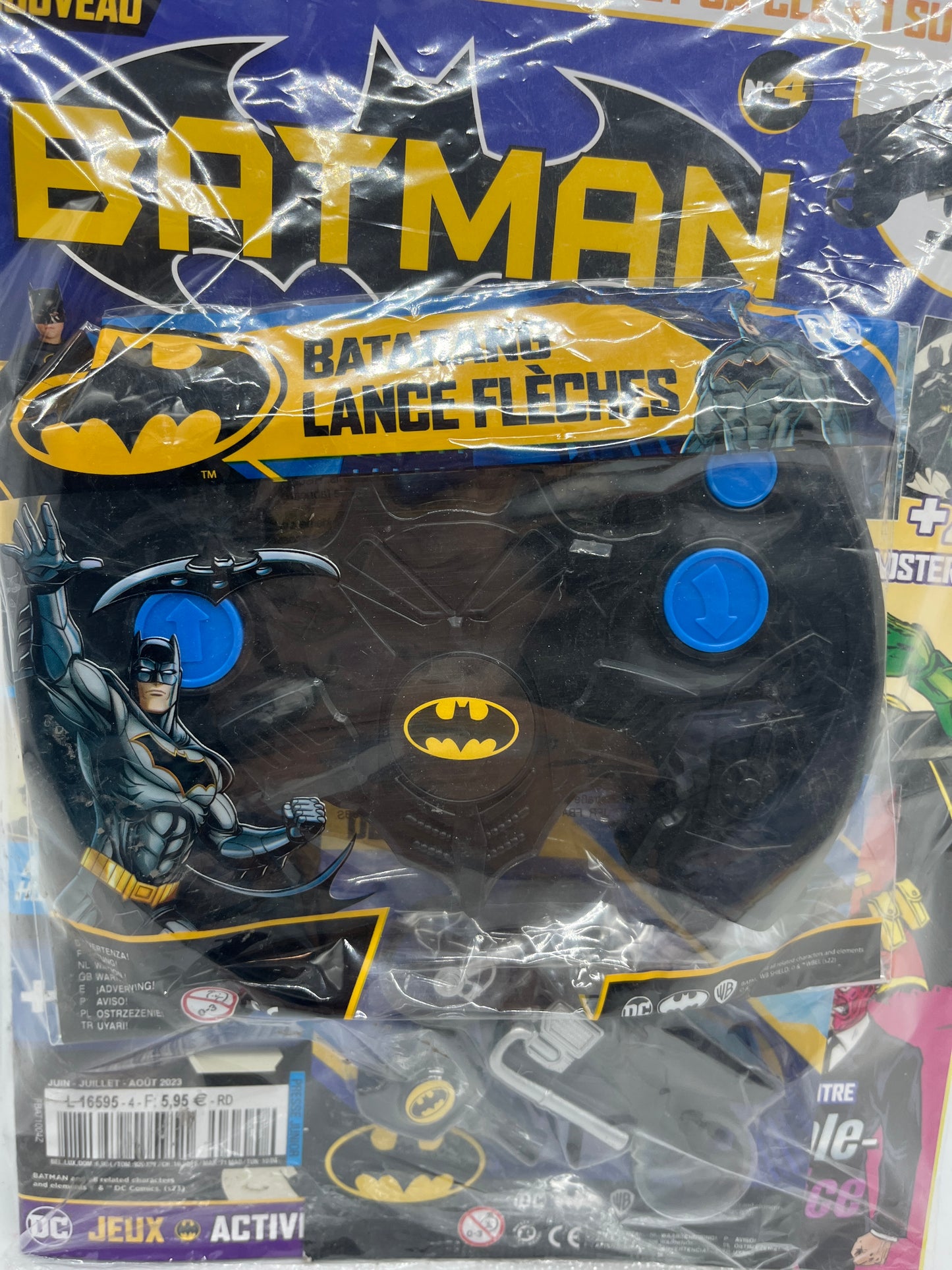 Livre d’activité magazines Disney Batman Marvel avec sa bat moto et sa clef Neuf