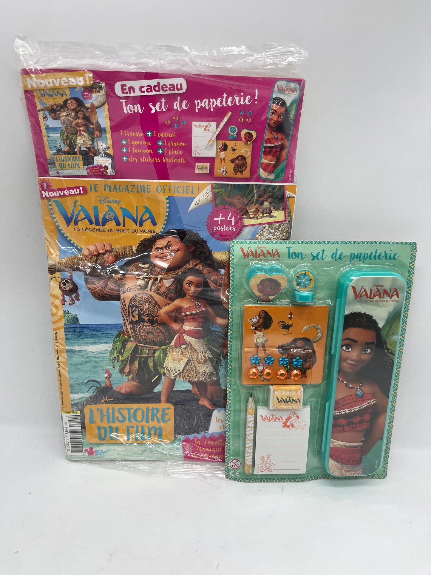 Livre d’activité Magazines Disney princesse Vaiana avec son kit papeterie Neuf